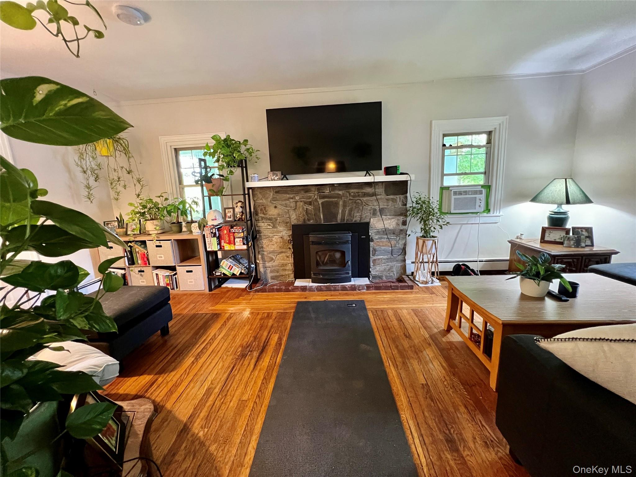 #1 photo, 2293 ROUTE 9G, Staatsburg , NY 12580