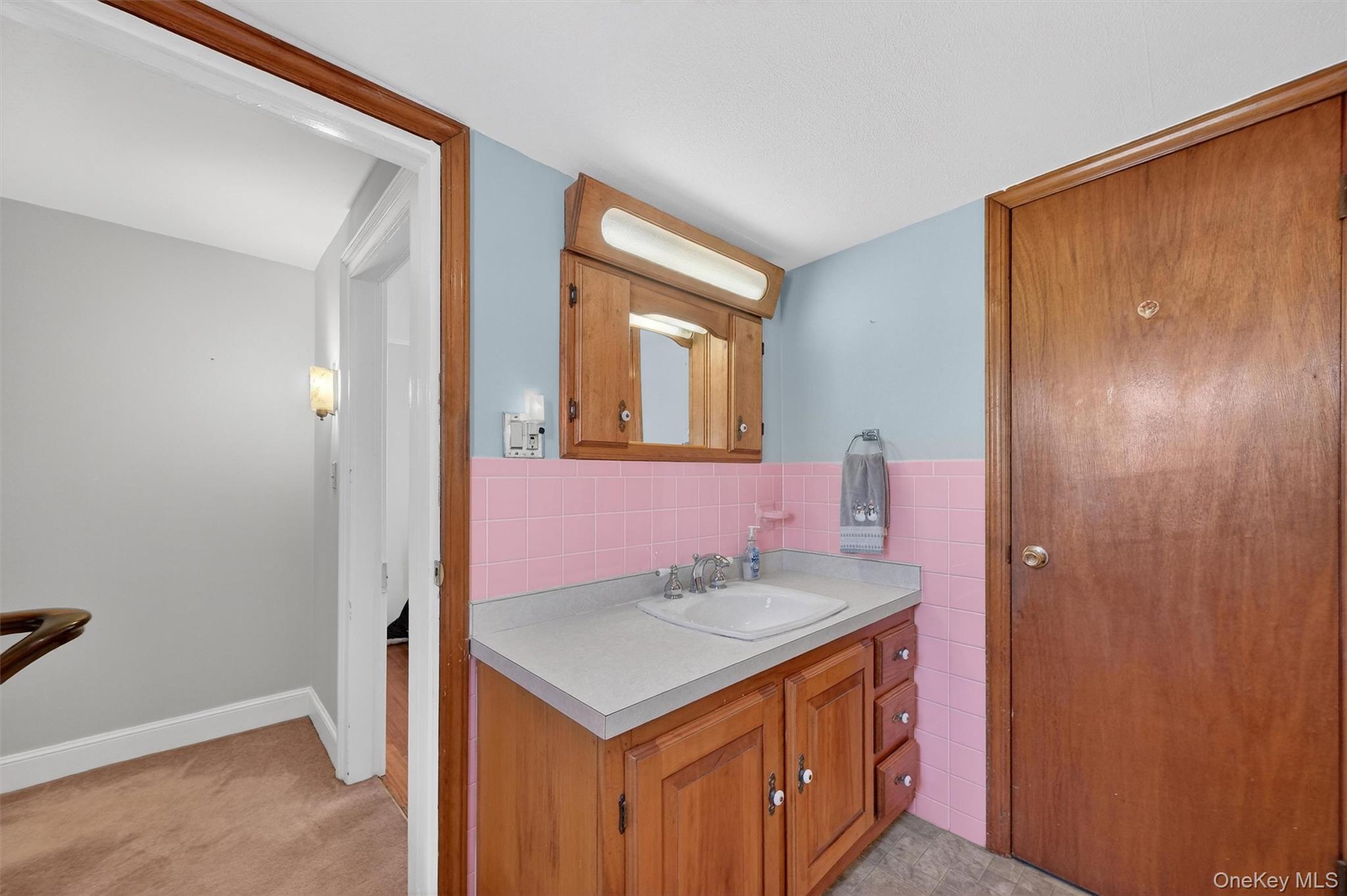 #20 photo, 69 Beacon Street, Beacon , NY 12508