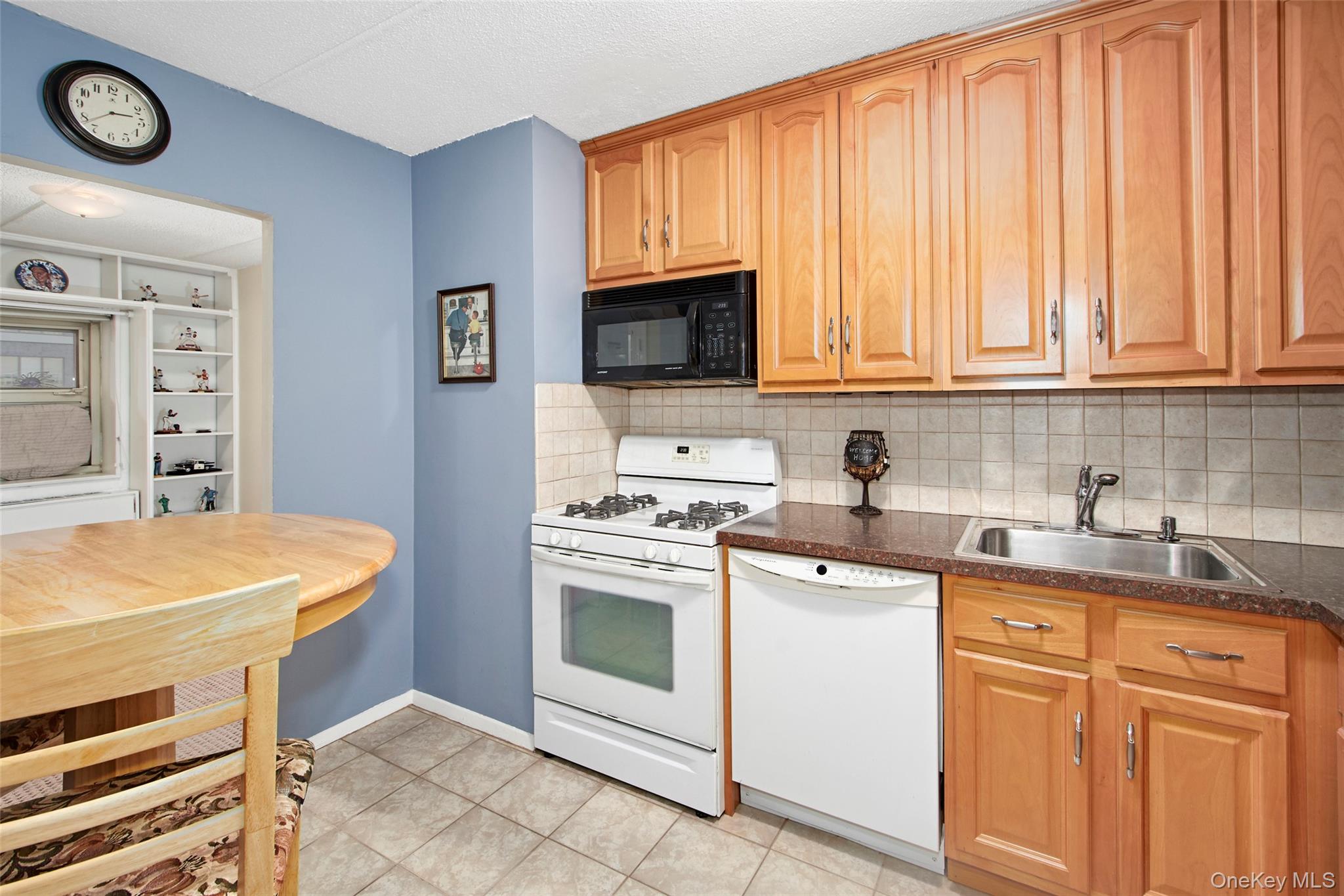 #15 photo, 470 Halstead, Harrison , NY 10528