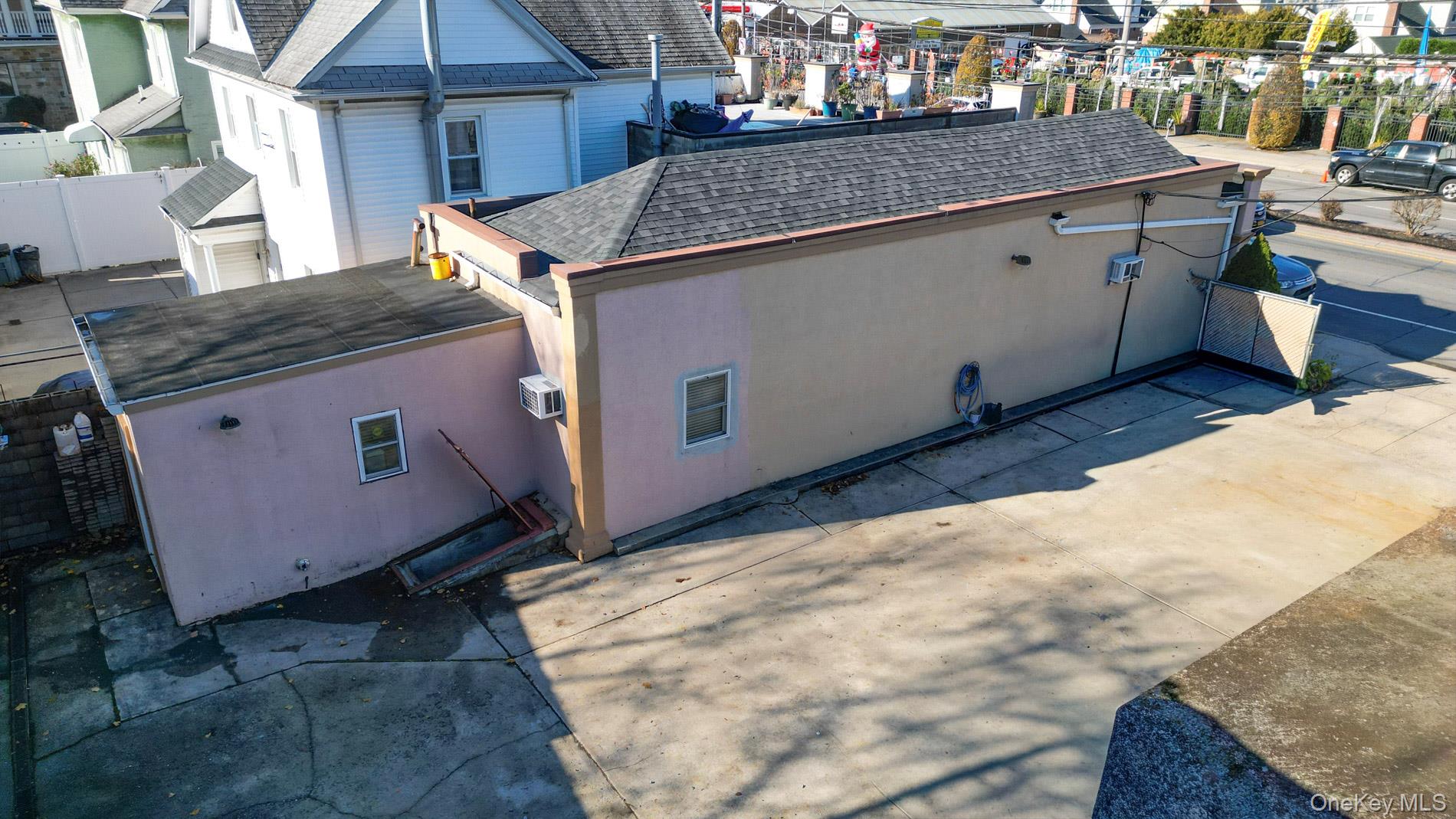 #6 photo, 308 Jericho, New Hyde Park , NY 11040