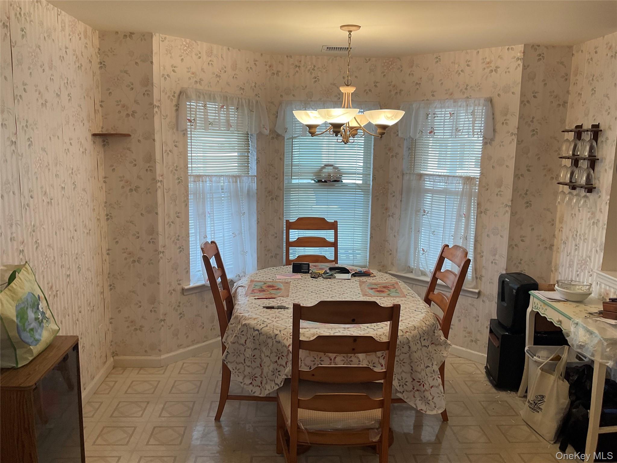 #5 photo, 409 Village Circle, Manorville , NY 11949