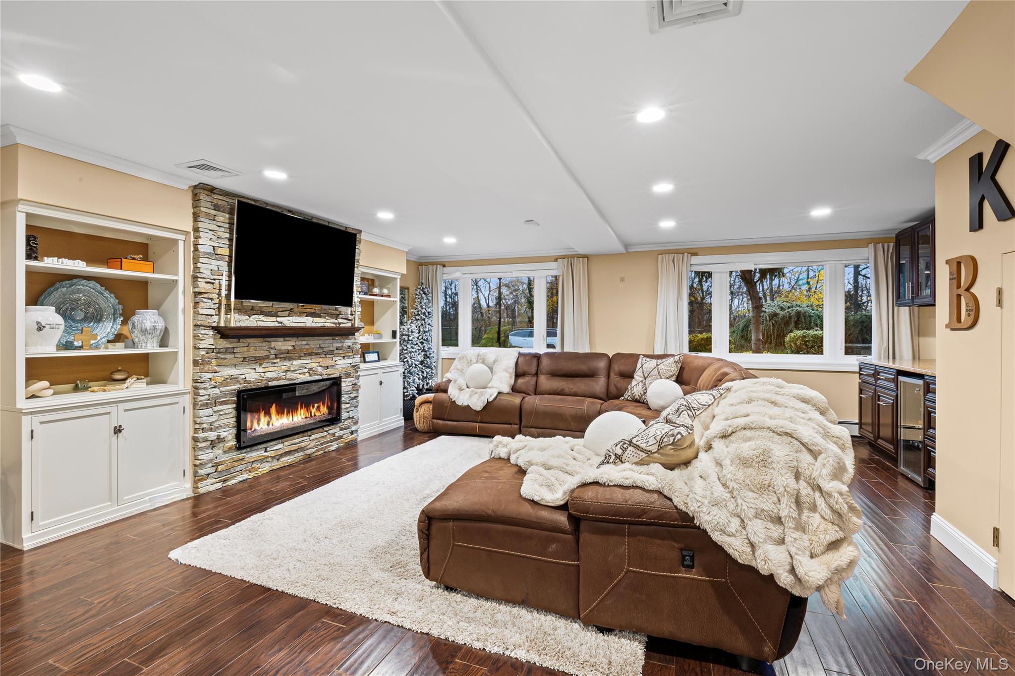 #16 photo, 3641 Sarah Drive, Wantagh , NY 11793