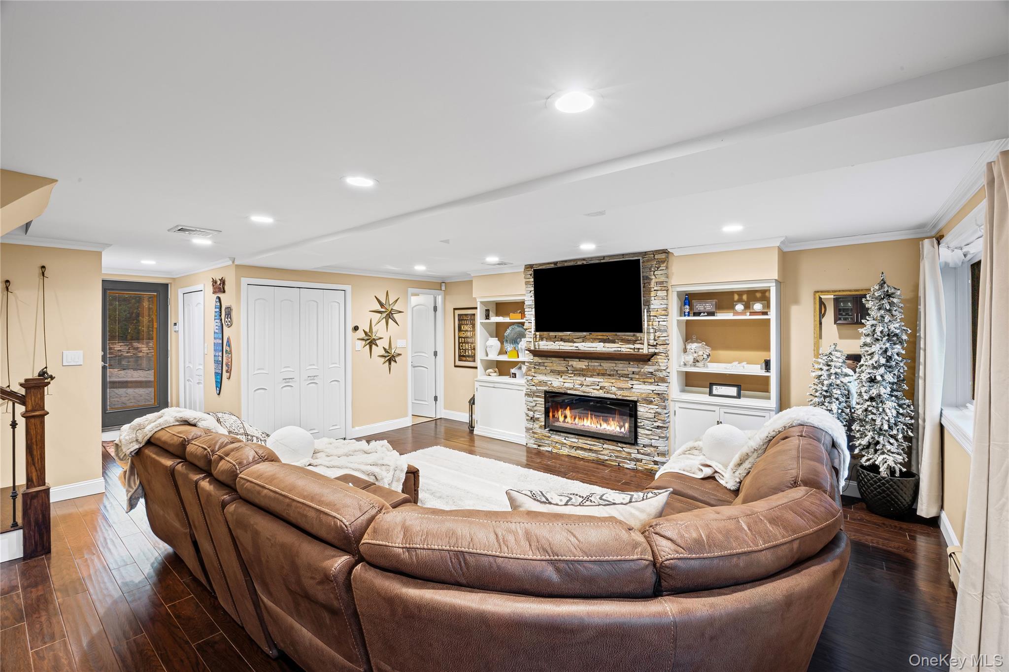 #17 photo, 3641 Sarah Drive, Wantagh , NY 11793