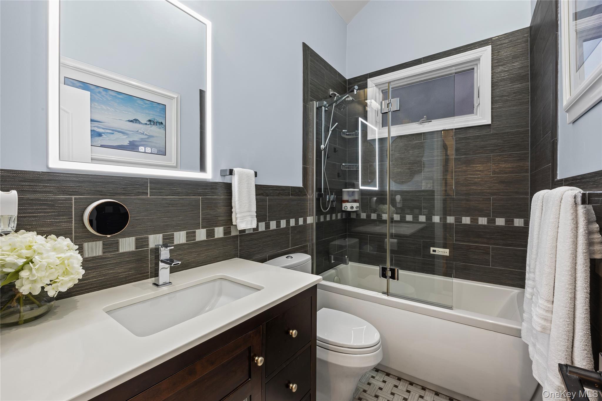 #19 photo, 3641 Sarah Drive, Wantagh , NY 11793