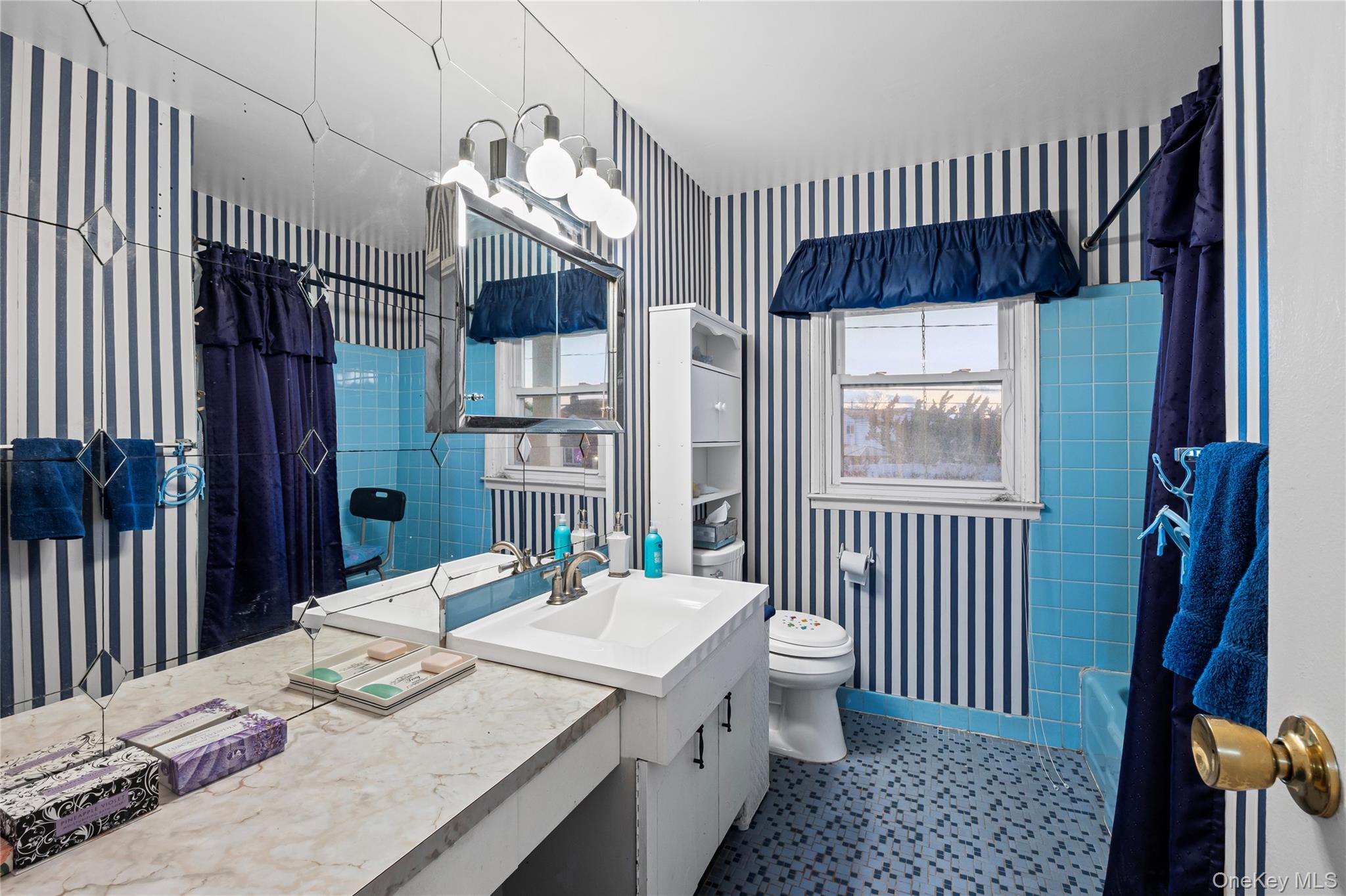 #18 photo, 2929 Mandalay Beach Road, Wantagh , NY 11793