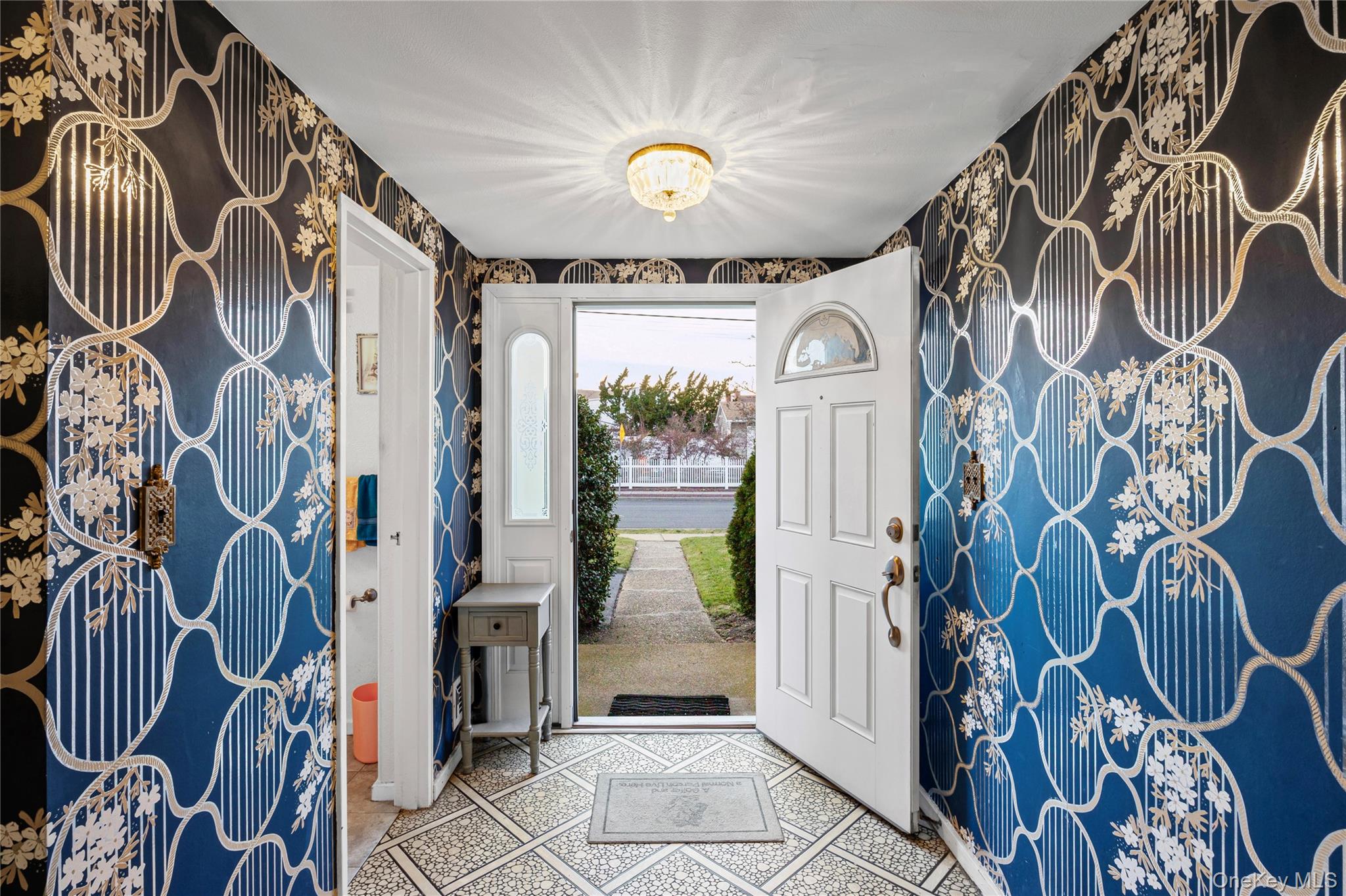 #3 photo, 2929 Mandalay Beach Road, Wantagh , NY 11793