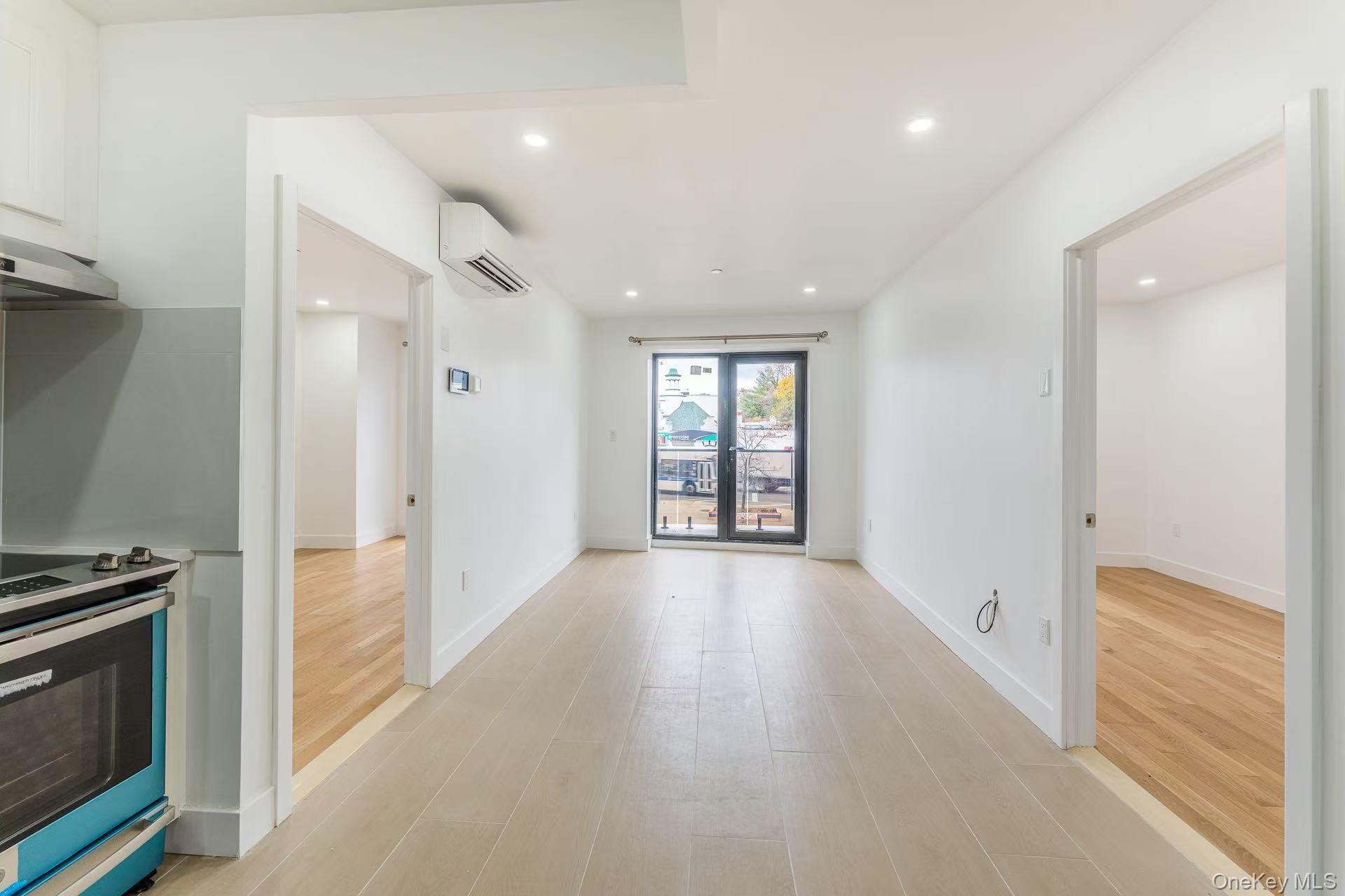 #15 photo, 165-02 Sanford Avenue, Flushing , NY 11358