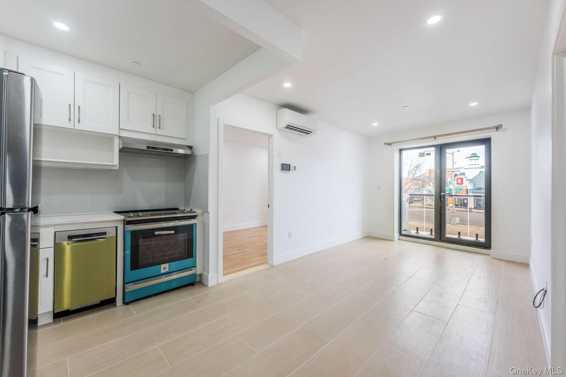 #18 photo, 165-02 Sanford Avenue, Flushing , NY 11358