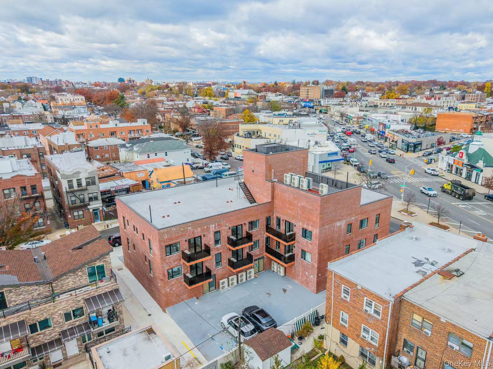 #7 photo, 165-02 Sanford Avenue, Flushing , NY 11358