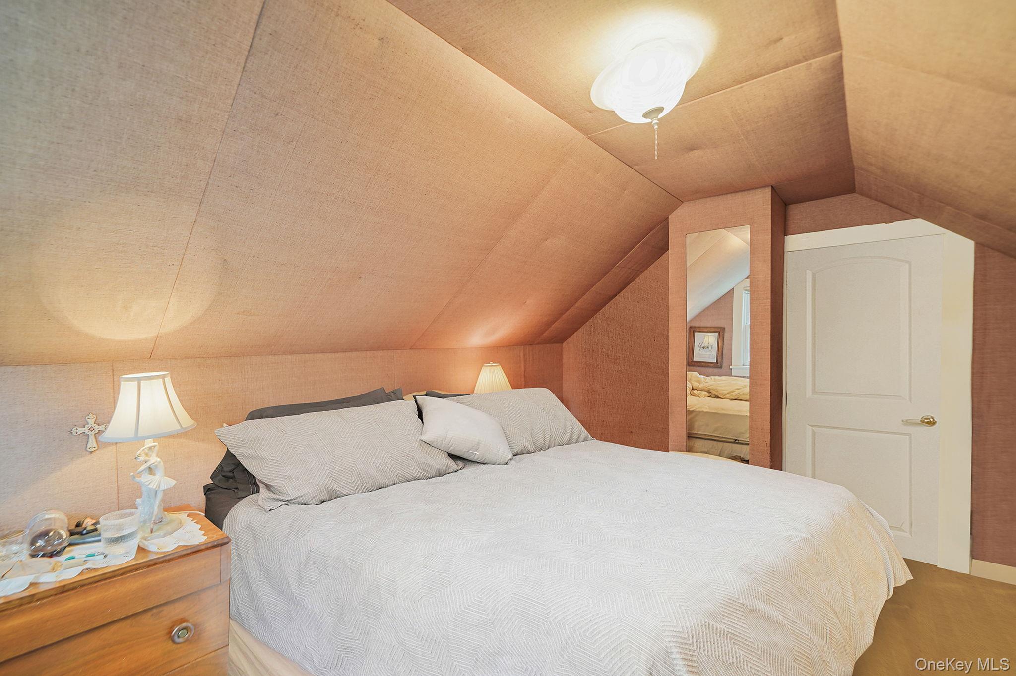 #16 photo, 427 Park Avenue, Huntington , NY 11743