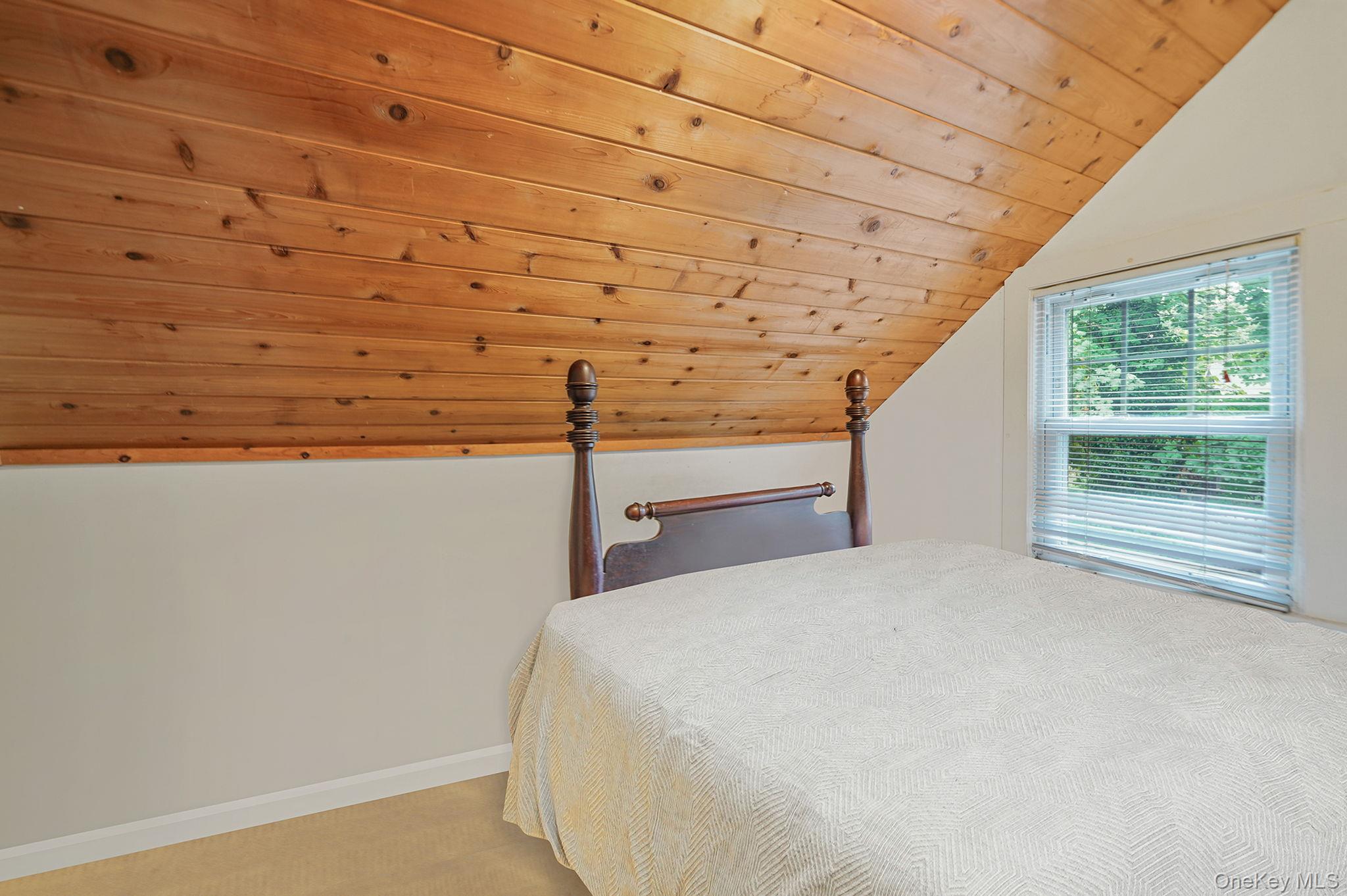 #18 photo, 427 Park Avenue, Huntington , NY 11743