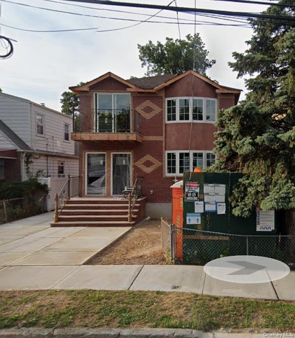 #1 photo, 237-34 Fairbury Avenue, Bellerose , NY 11426