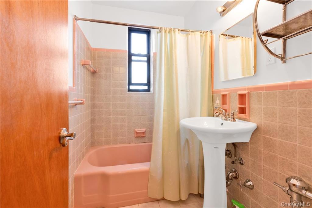 #15 photo, 3101 Ocean Parkway, Brooklyn , NY 11235