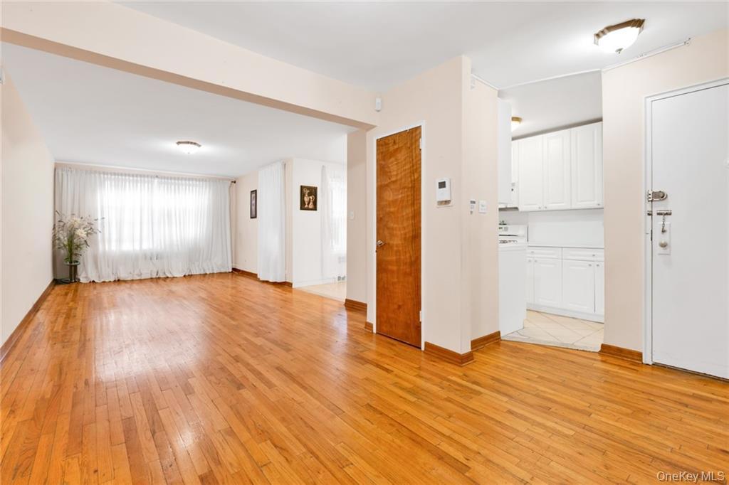 #3 photo, 3101 Ocean Parkway, Brooklyn , NY 11235