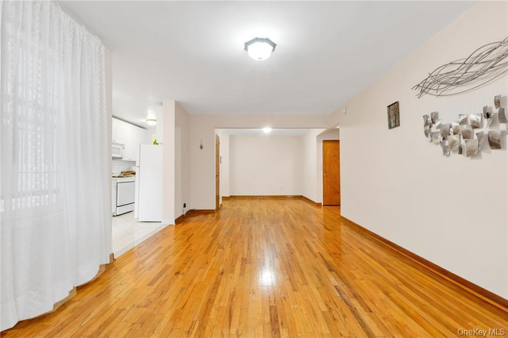 #4 photo, 3101 Ocean Parkway, Brooklyn , NY 11235
