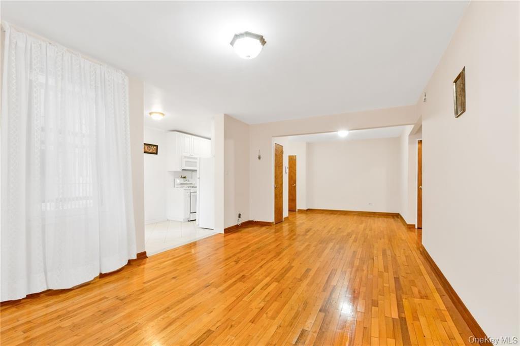 #5 photo, 3101 Ocean Parkway, Brooklyn , NY 11235