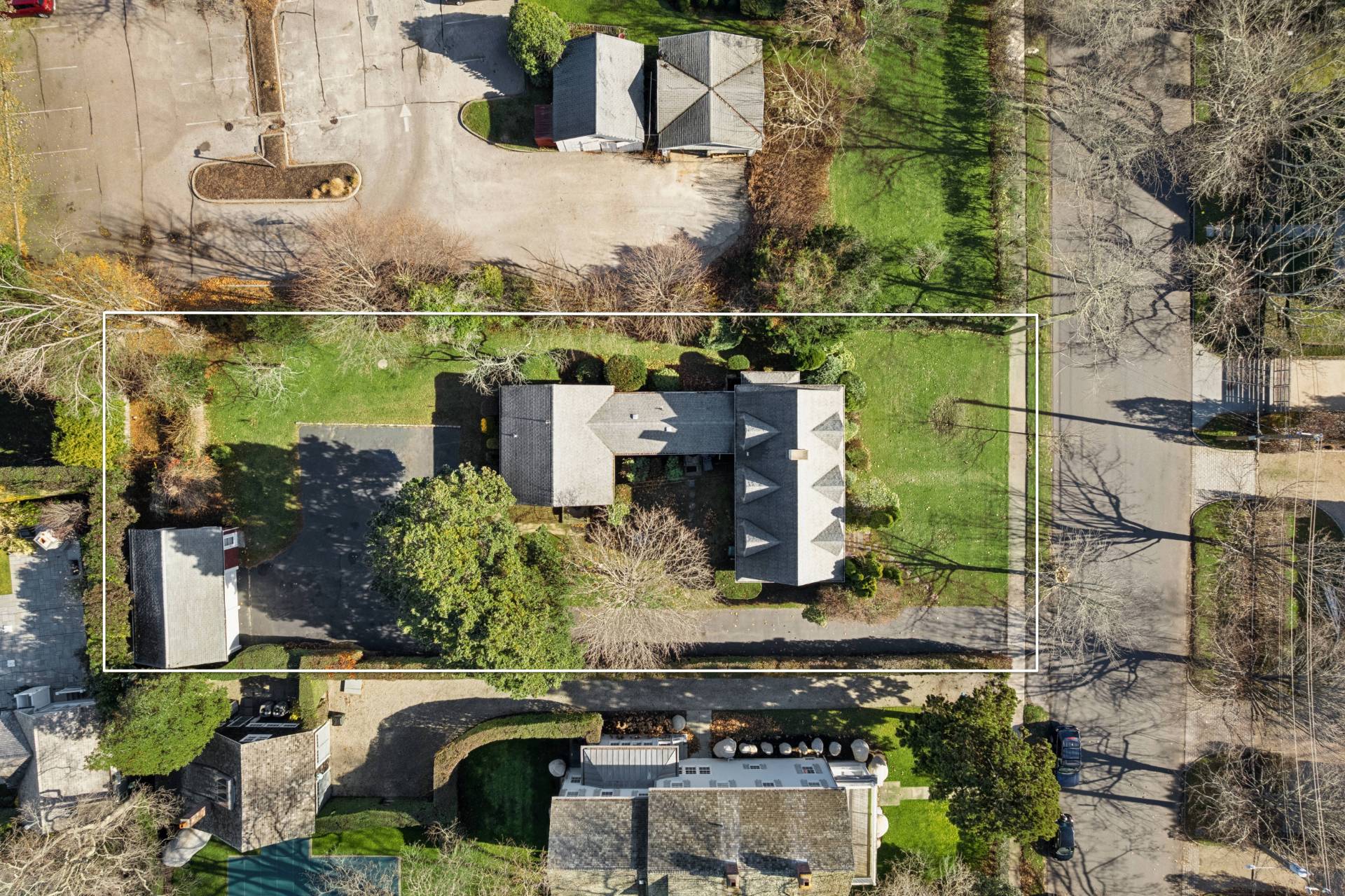 #26 photo, 201 Herrick Road, Southampton , NY 11968