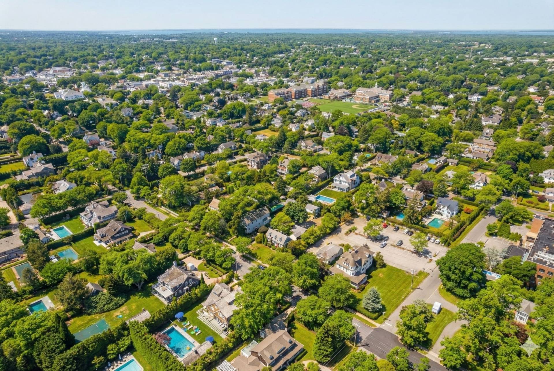 #27 photo, 201 Herrick Road, Southampton , NY 11968