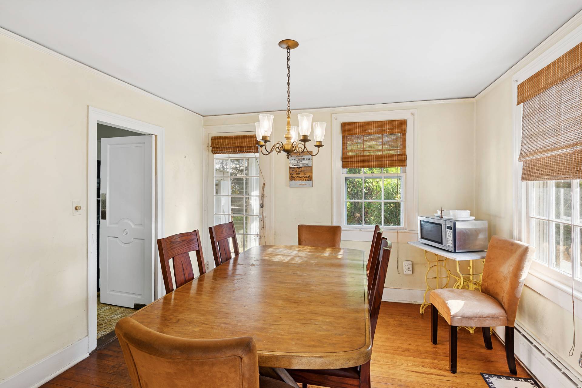 #8 photo, 201 Herrick Road, Southampton , NY 11968