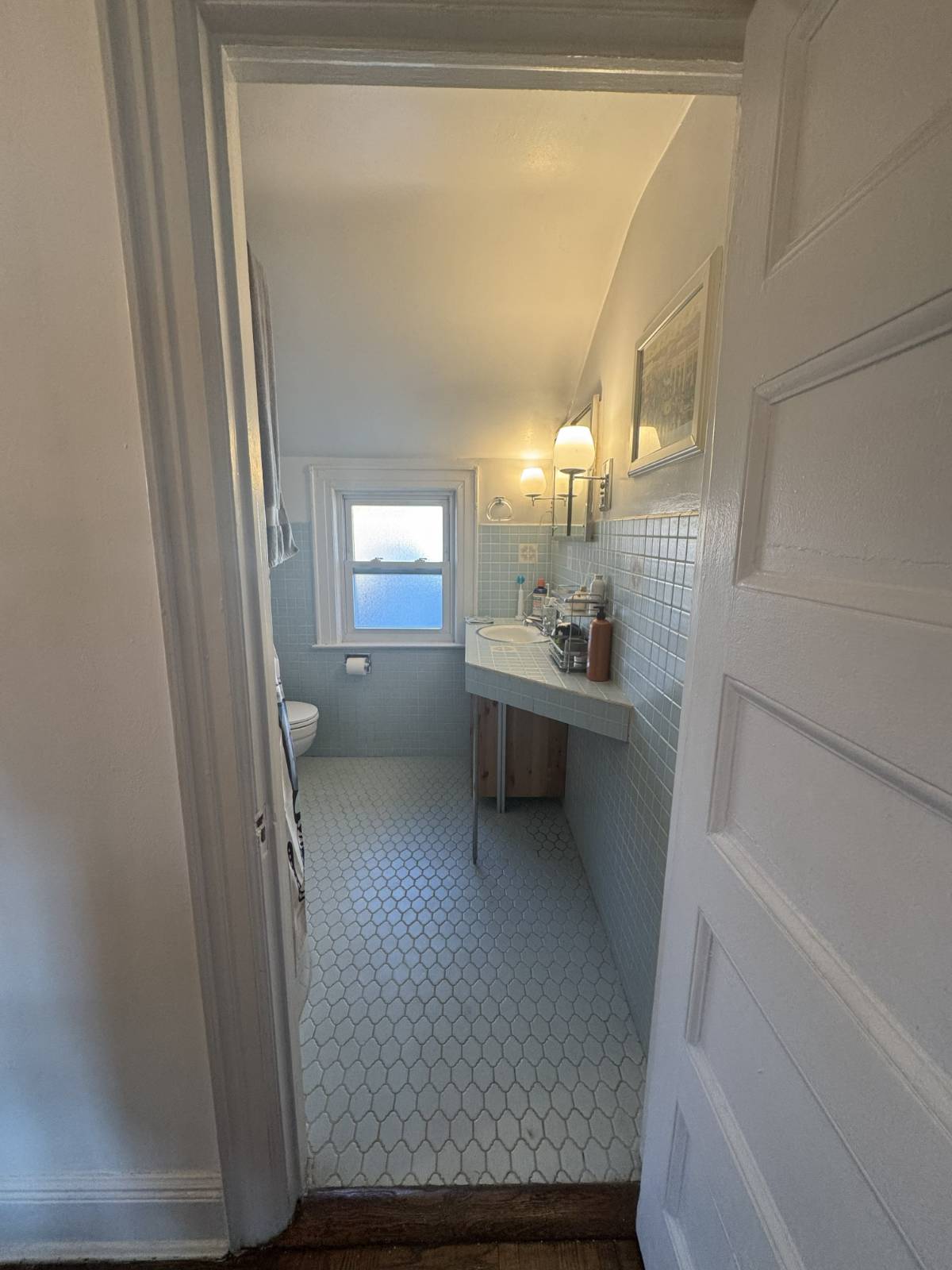 #34 photo, 10515 27th Avenue, East Elmhurst , NY 11369