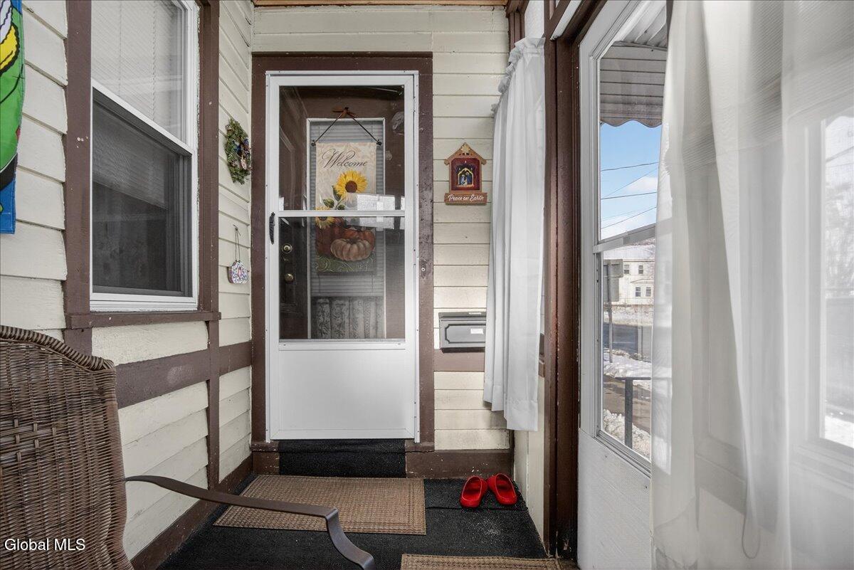 #31 photo, 44 Pine Street, Rensselaer , NY 12144