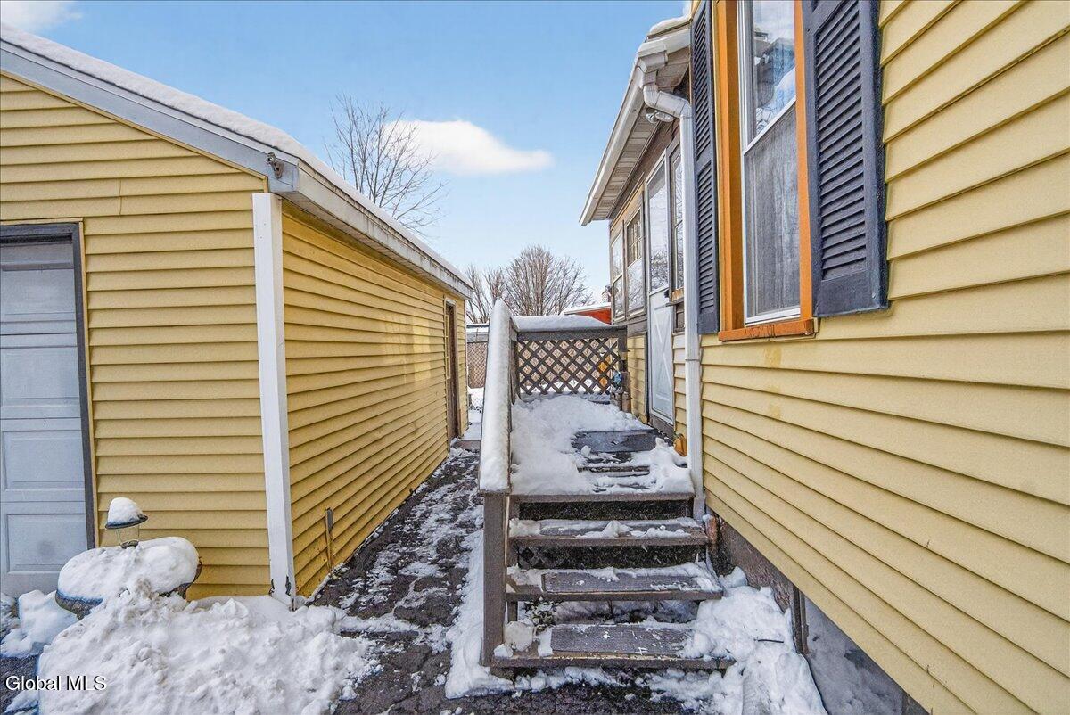 #35 photo, 44 Pine Street, Rensselaer , NY 12144