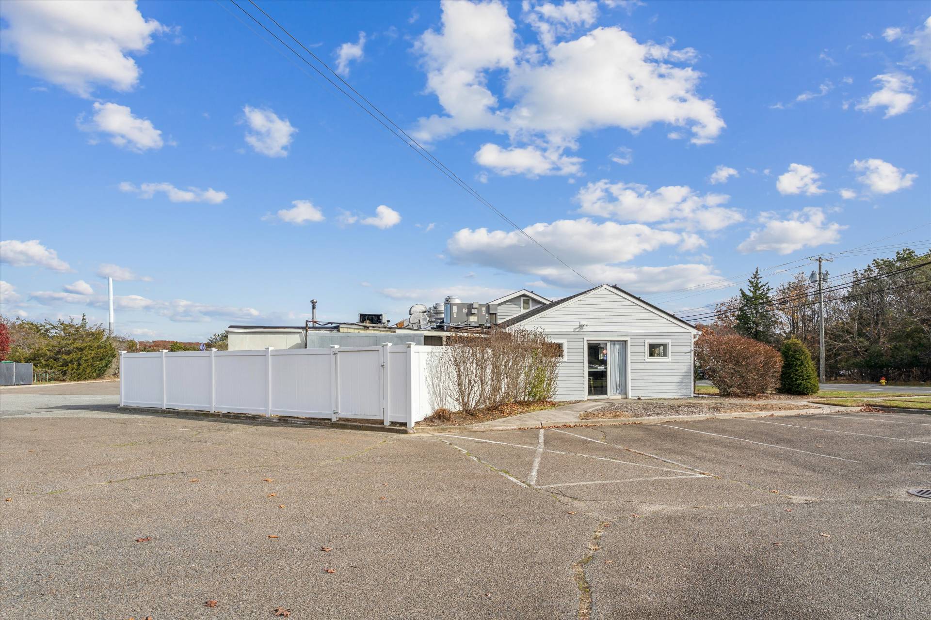 #2 photo, 62  Montauk Highway, 롱 아일랜드 Westhampton , NY 11977