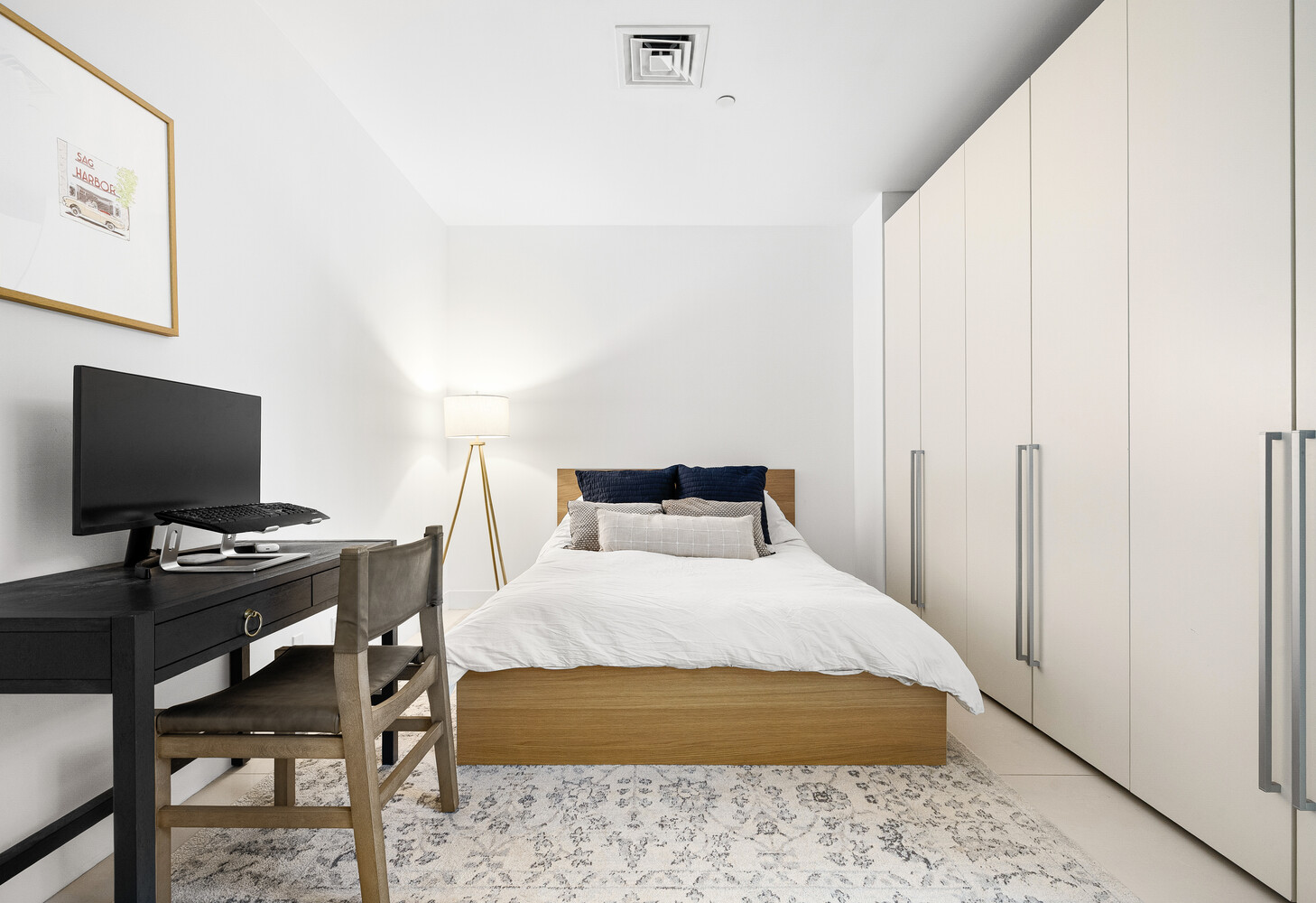 #8 photo, 111 FULTON Street, South Street Seaport , NY 10038