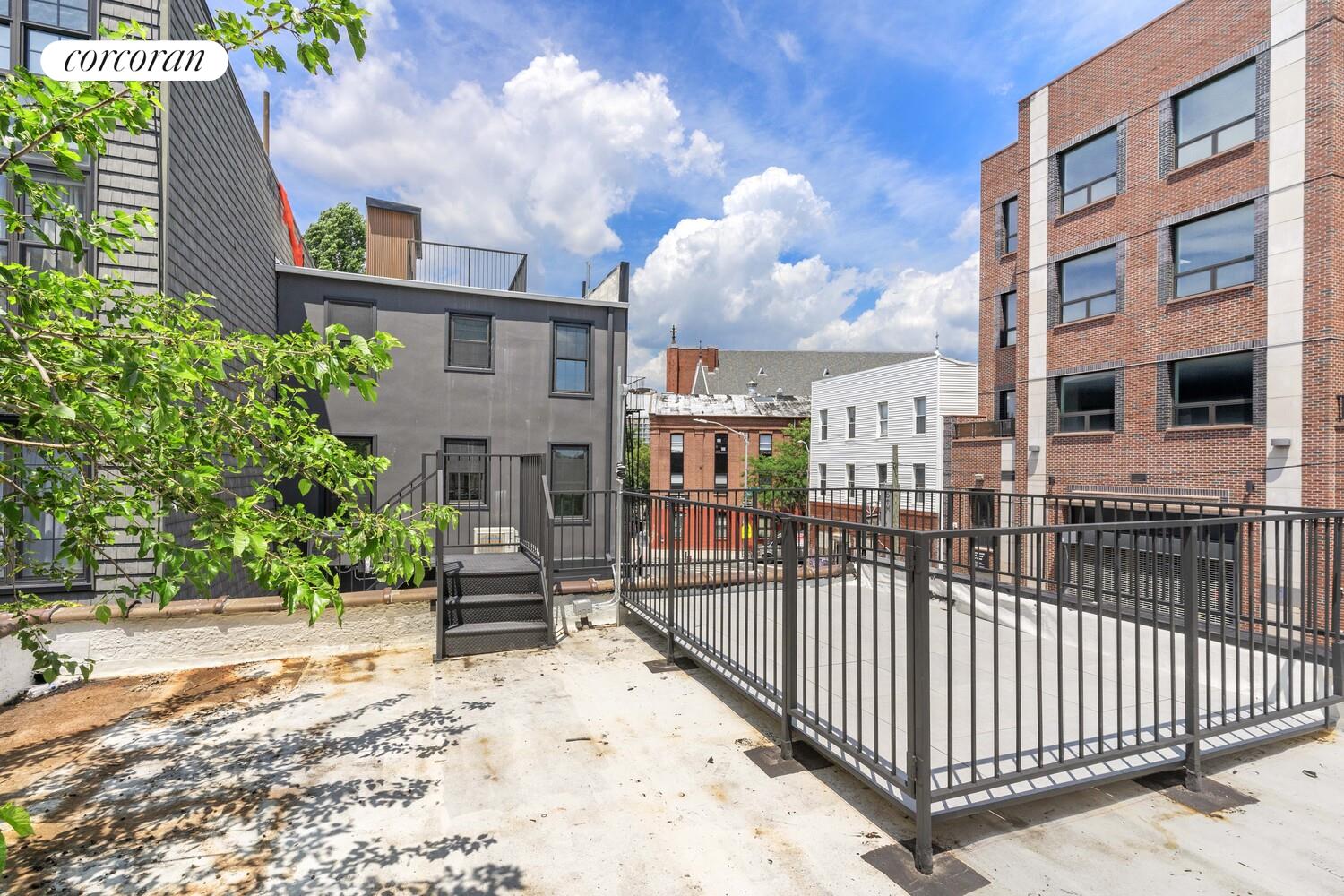 #4 photo, Brooklyn, 布鲁克林 威廉斯堡 East Williamsburg , NY 11211