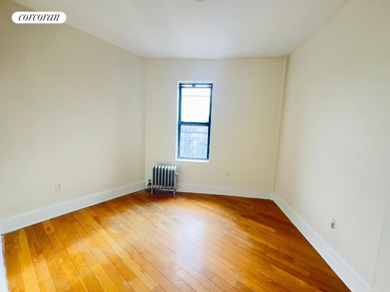 #2 photo, Brooklyn, Williamsburg , NY 11211