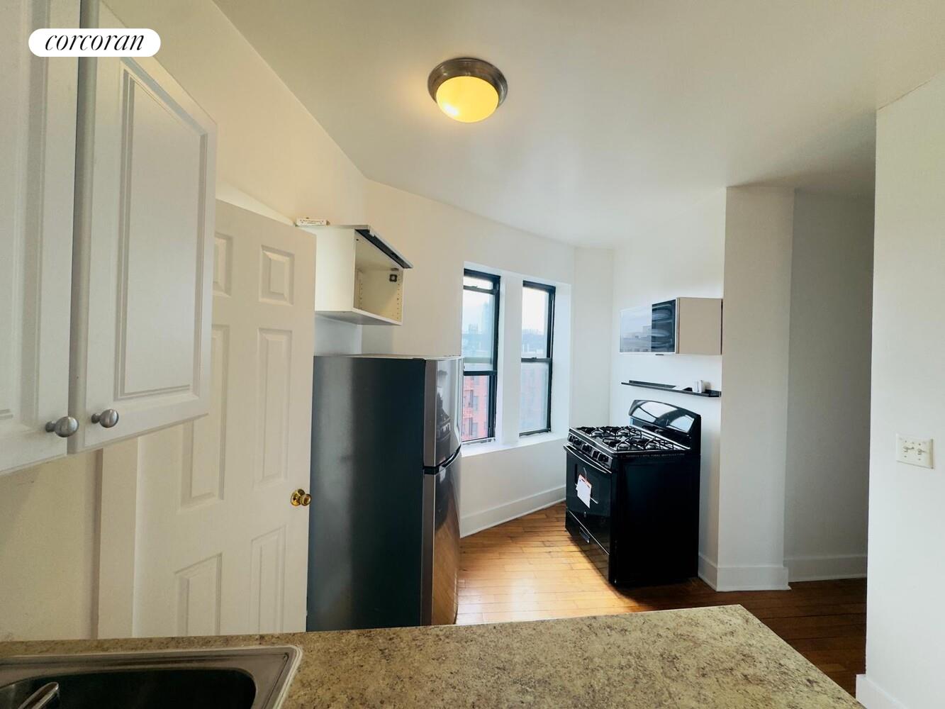 #5 photo, Brooklyn, Williamsburg , NY 11211