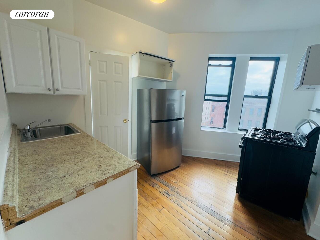 #6 photo, Brooklyn, Williamsburg , NY 11211