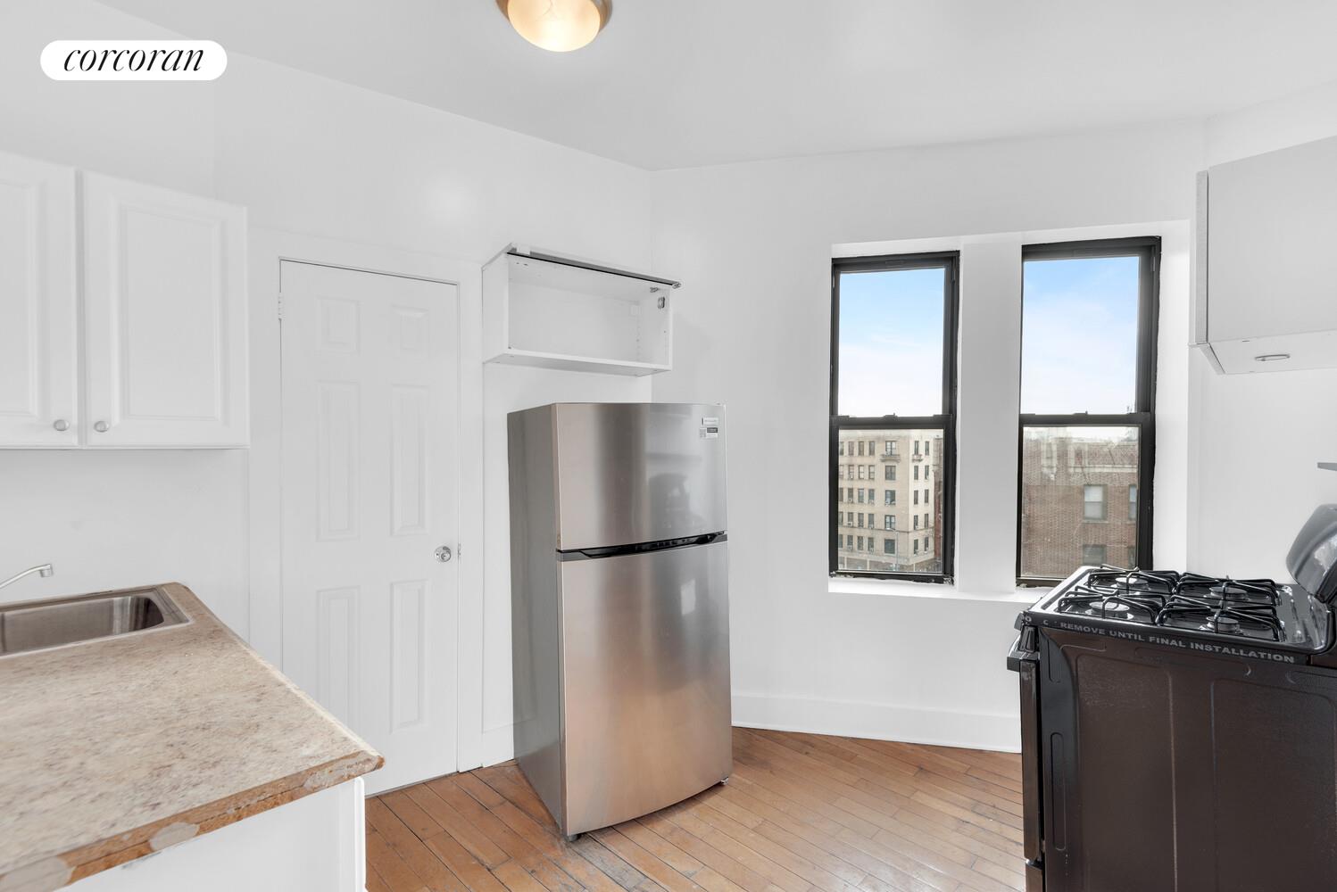 #8 photo, Brooklyn, Williamsburg , NY 11211