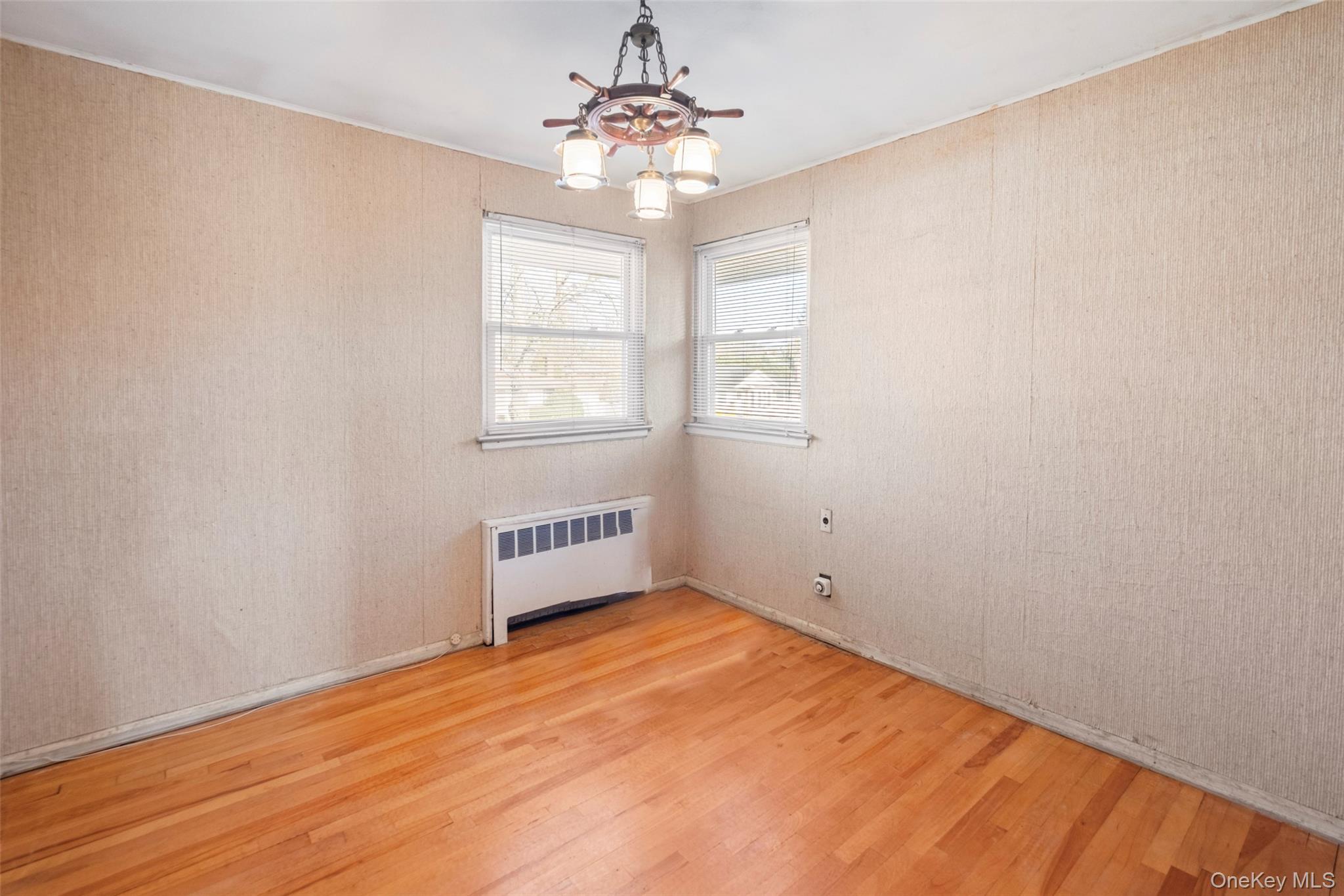 #20 photo, 19 Birchwood Park Drive, Syosset , NY 11791