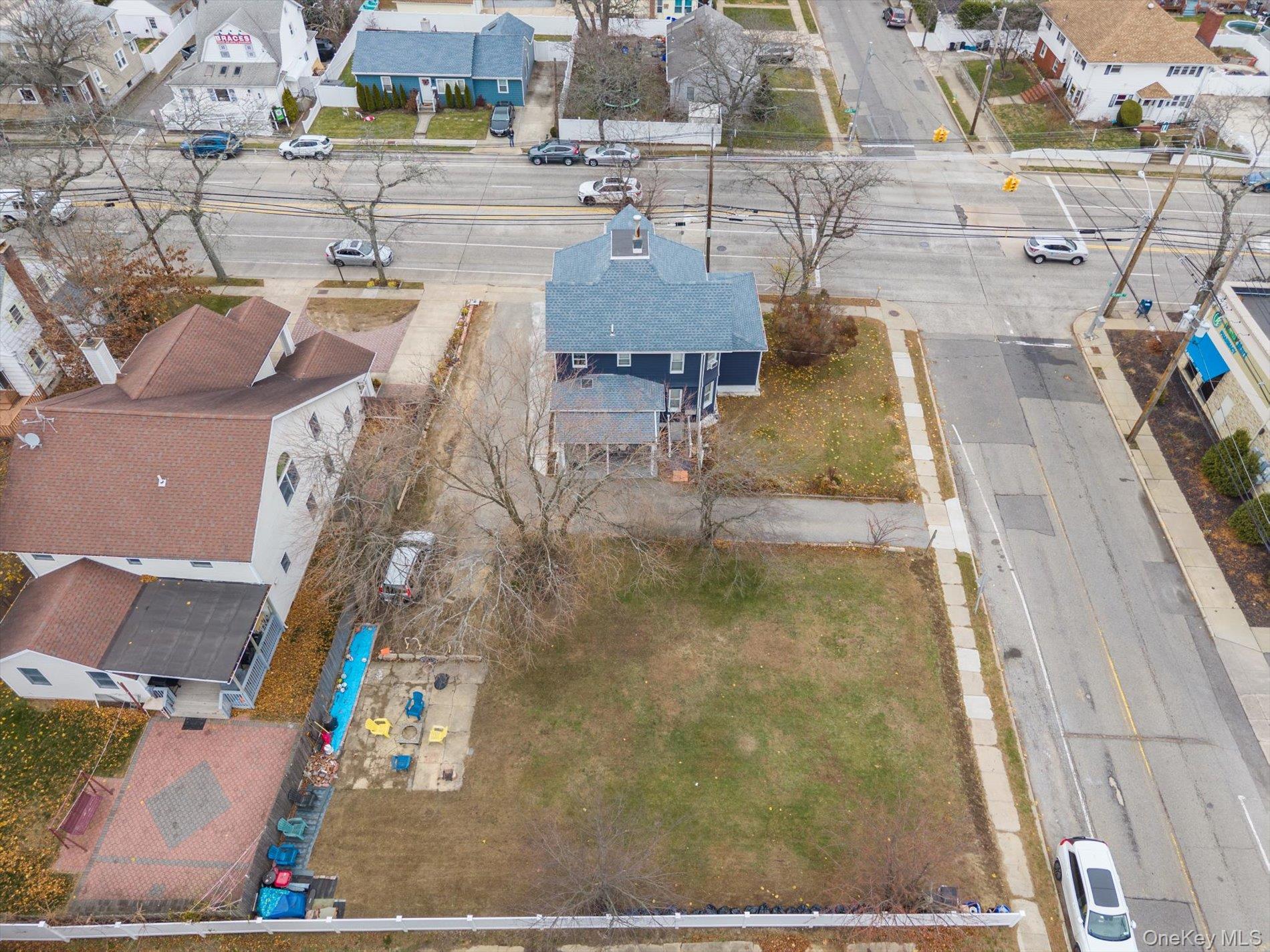 #10 photo, 41 Atlantic Avenue, Freeport , NY 11520