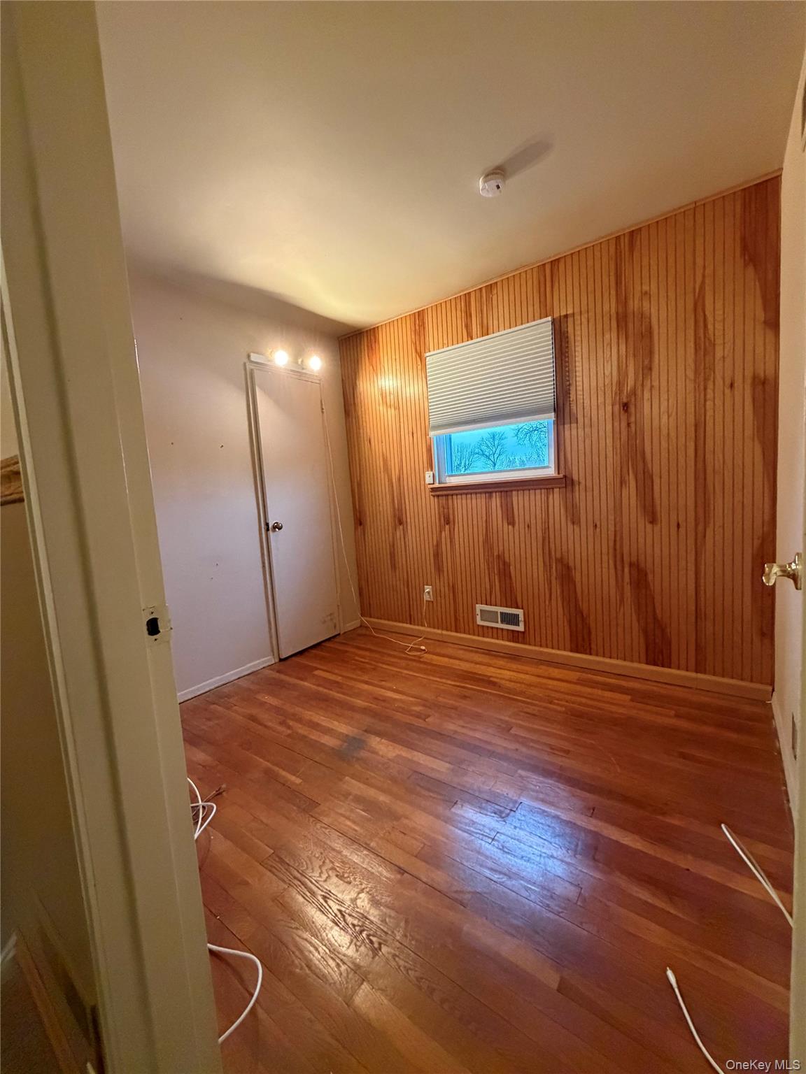 #14 photo, 318 W 21st Street, সাফোক কাউন্টি Deer Park , NY 11729