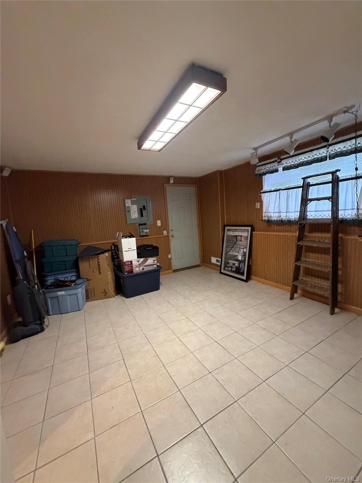 #18 photo, 318 W 21st Street, সাফোক কাউন্টি Deer Park , NY 11729