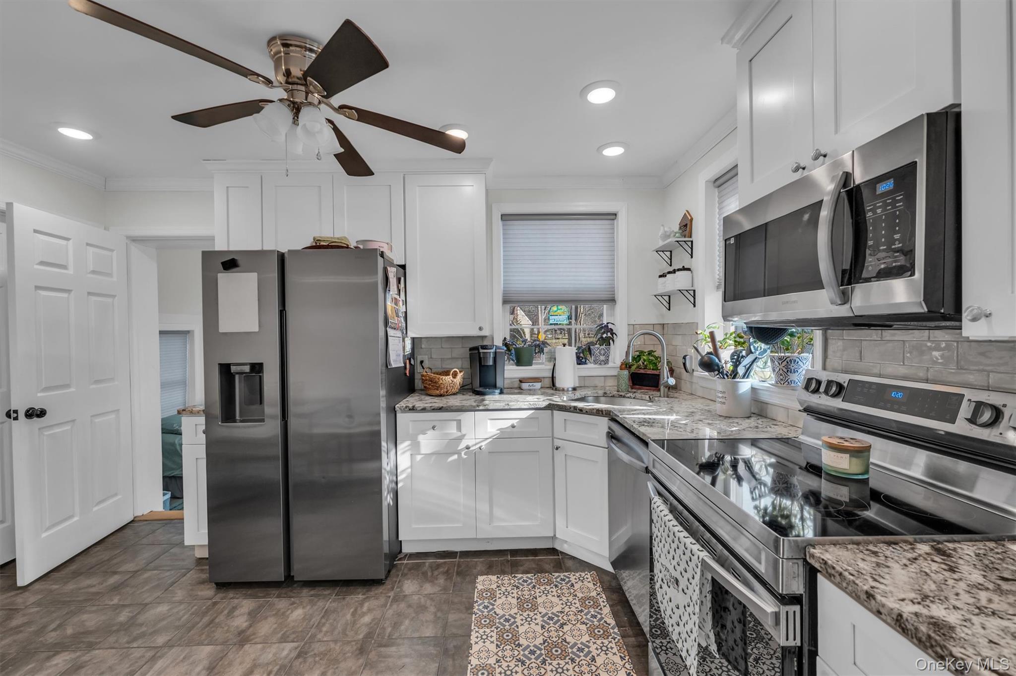 #3 photo, 164 Donegan Avenue, East Patchogue , NY 11772