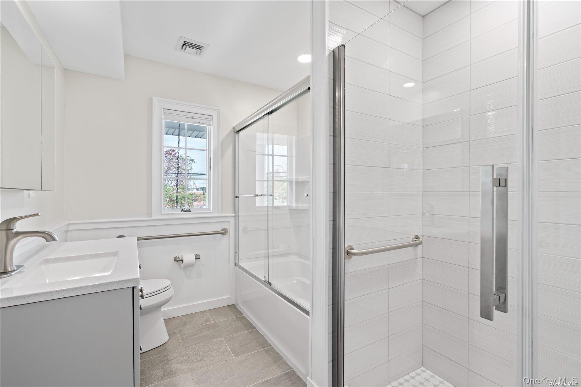 #6 photo, 7 Pulaski Road, East Northport , NY 11731