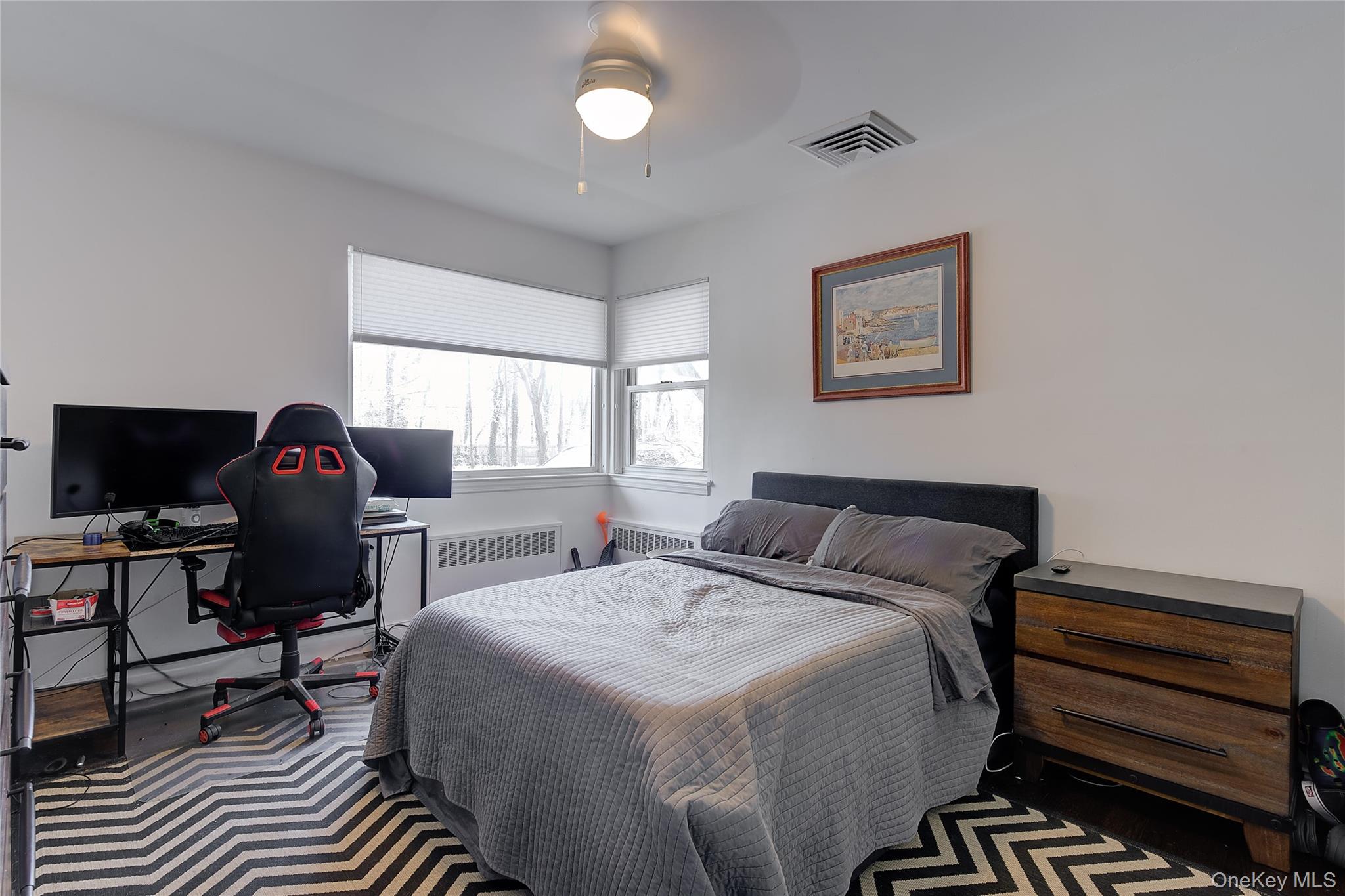 #17 photo, 189 Old Westbury Road, Old Westbury , NY 11568