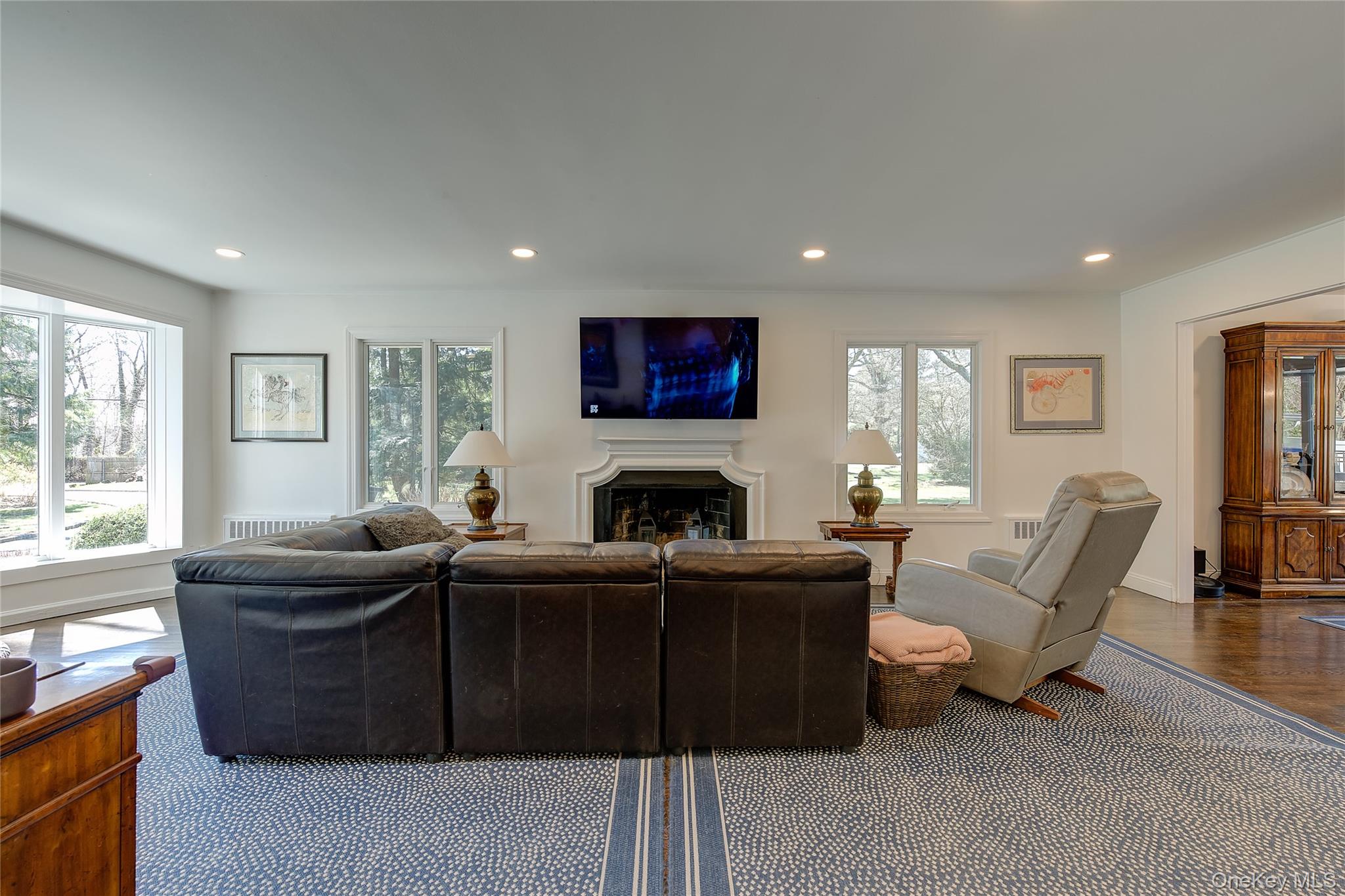 #4 photo, 189 Old Westbury Road, Old Westbury , NY 11568