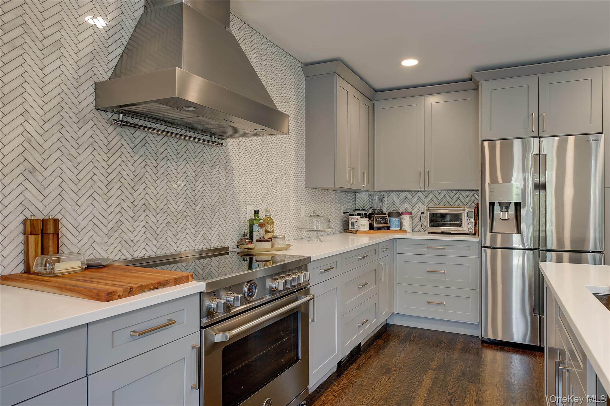 #9 photo, 189 Old Westbury Road, Old Westbury , NY 11568