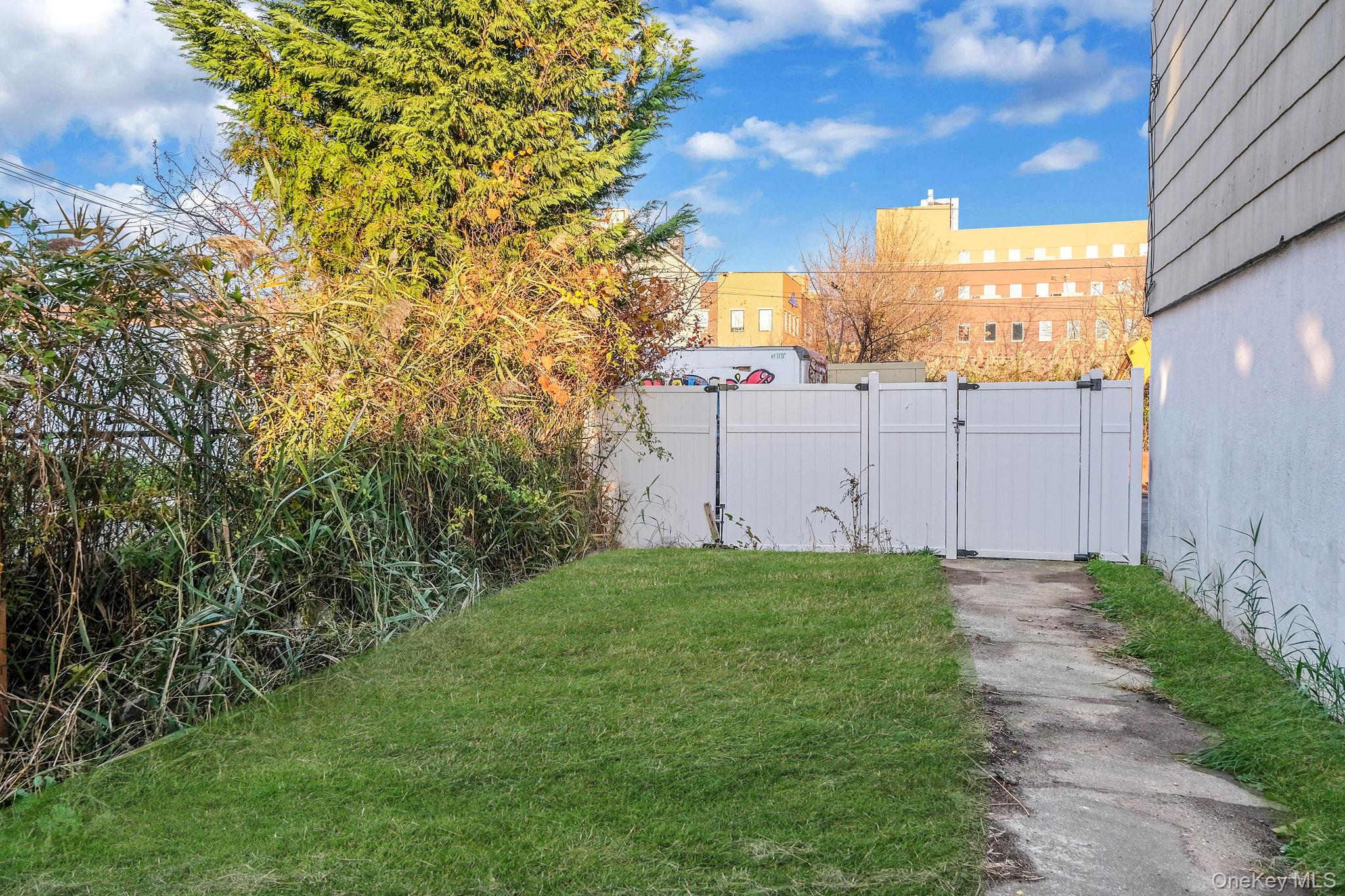 #3 photo, 224 Amber Street, Brooklyn , NY 11208