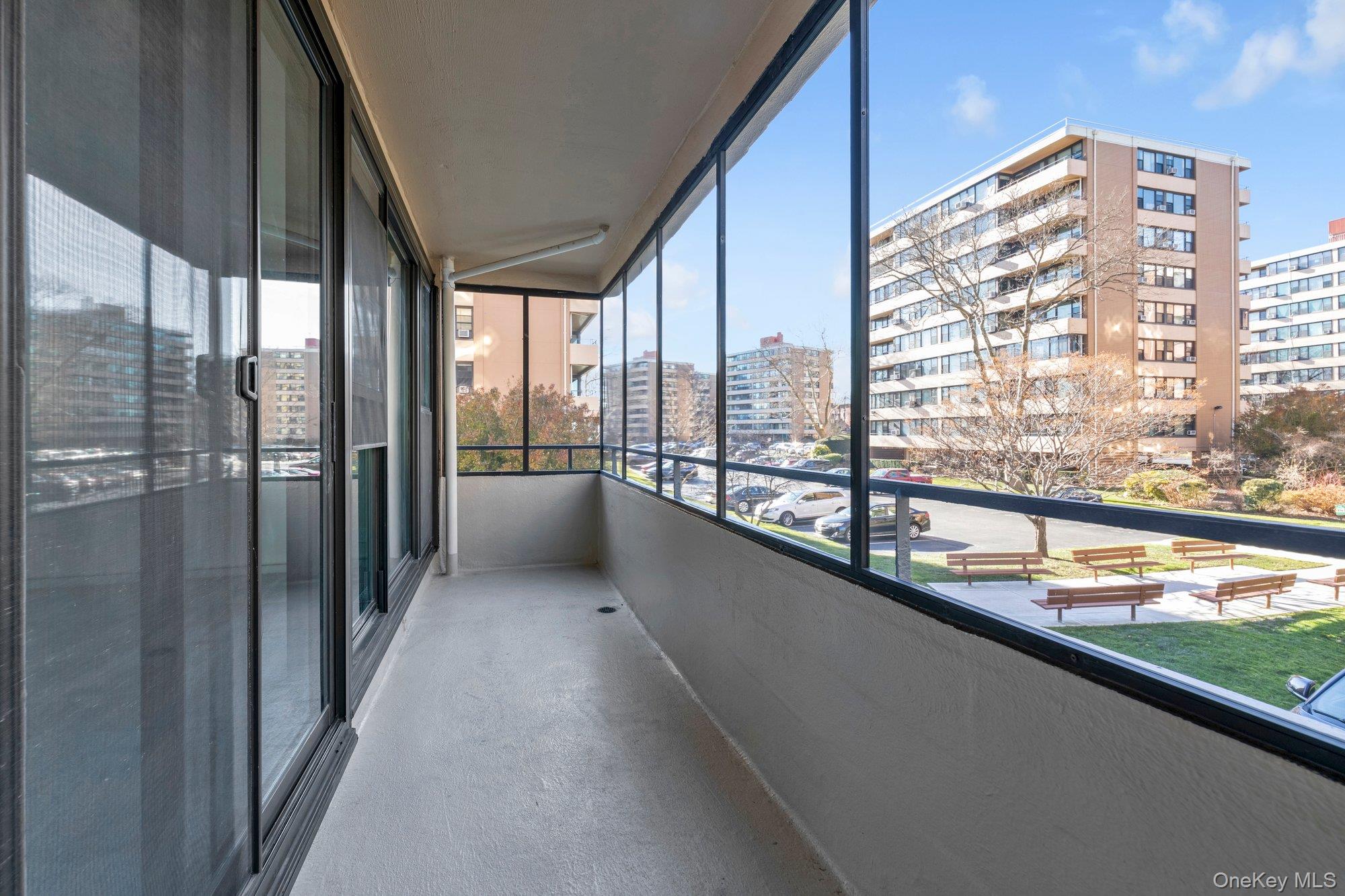 #8 photo, 166-40 Powells Cove Blvd, Beechhurst , NY 11357