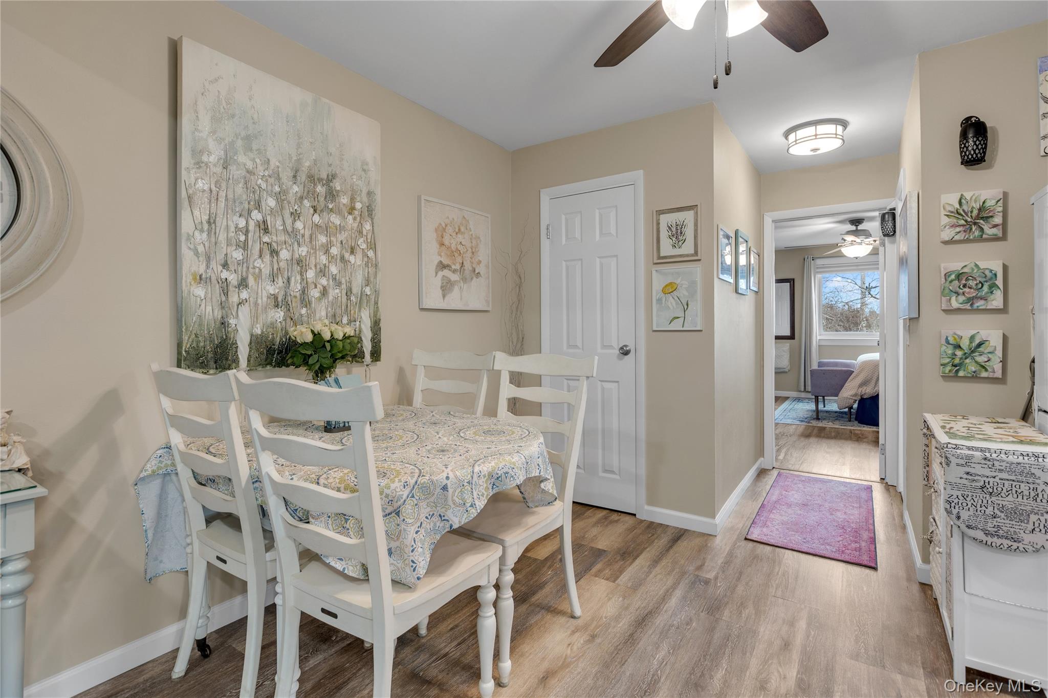 #6 photo, 200 Merrick Road, Amityville , NY 11701