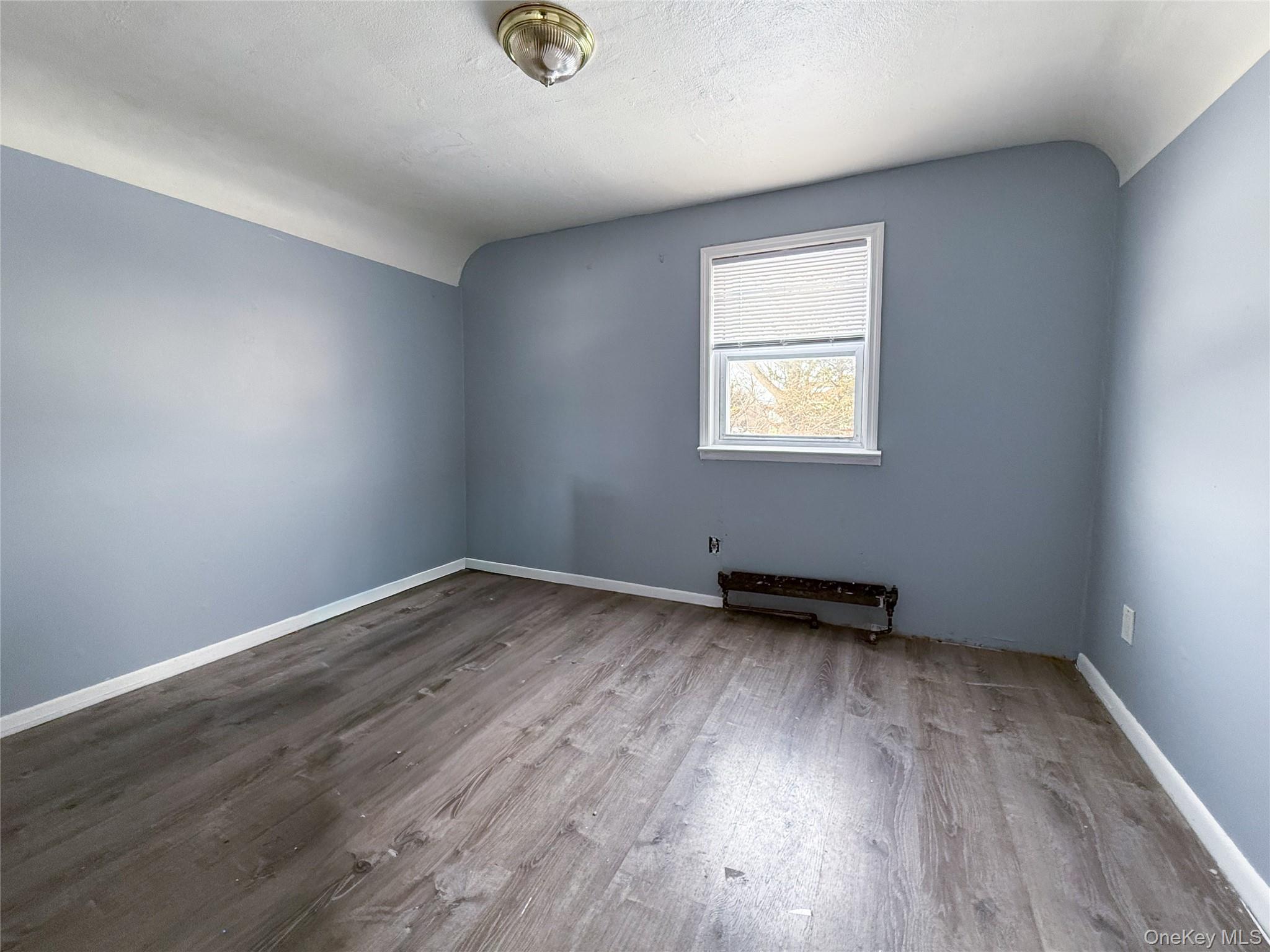 #4 photo, Valley Stream, Valley Stream , NY 11580