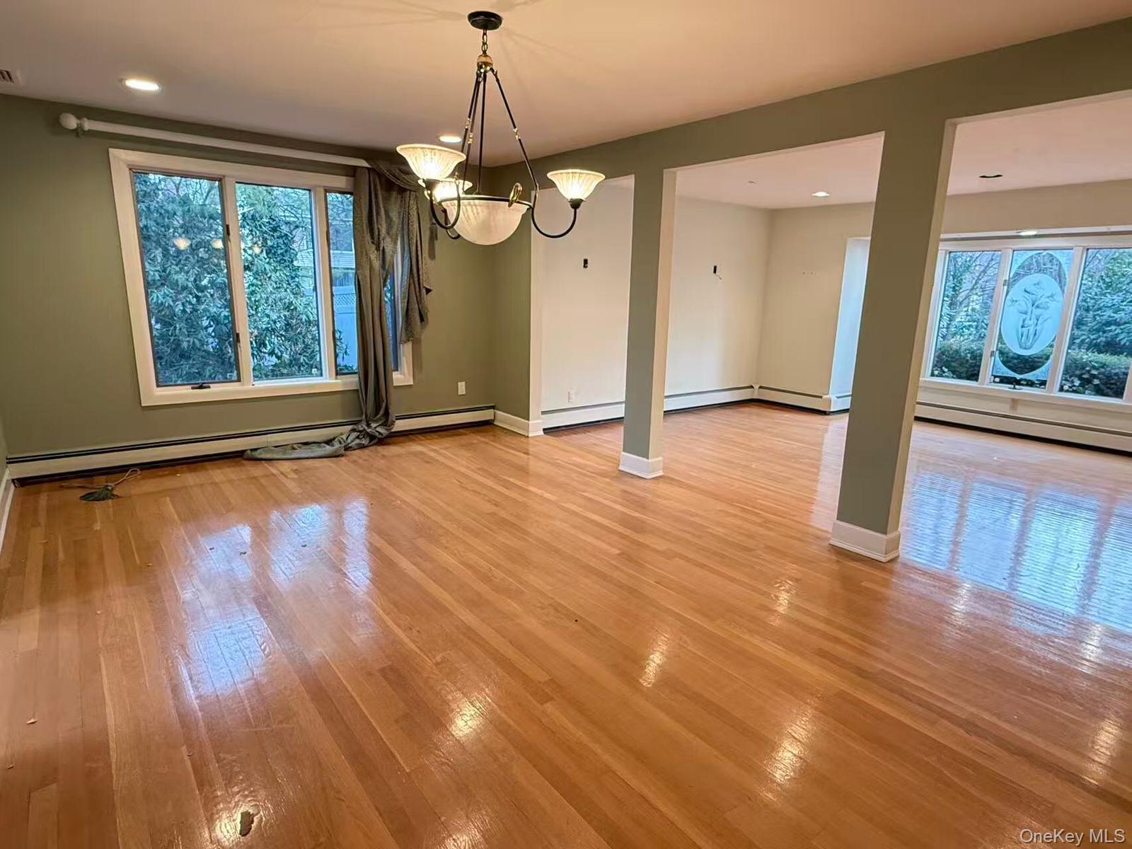 #5 photo, 2 Joan Court, Woodbury , NY 11797