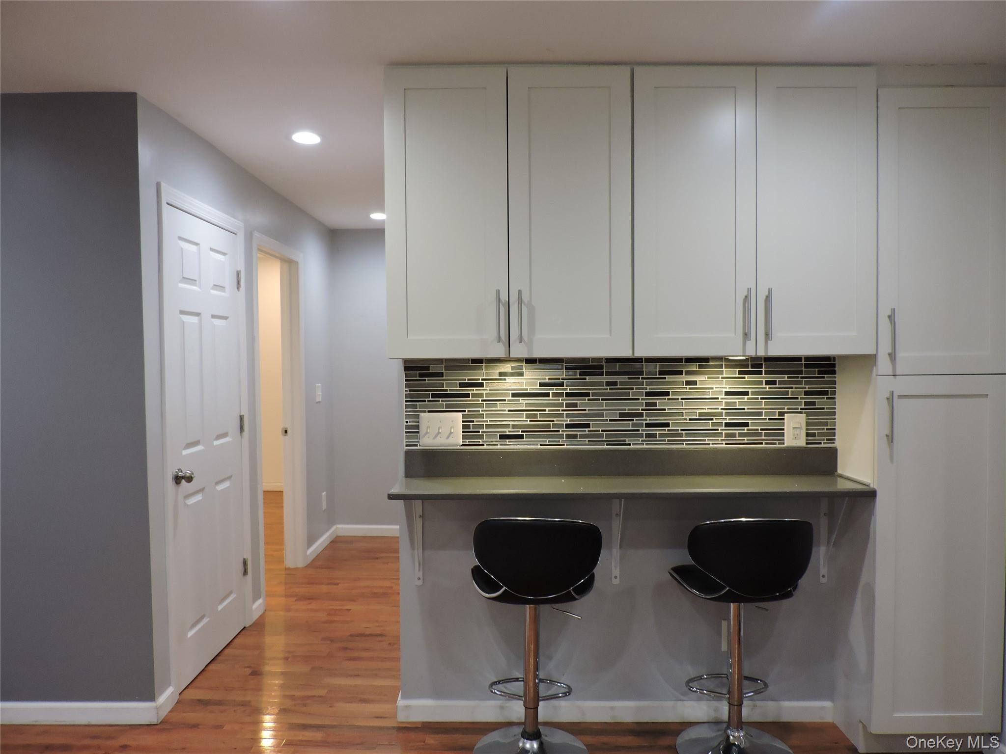 #6 photo, 9 Bainbridge Street, Roosevelt , NY 11575