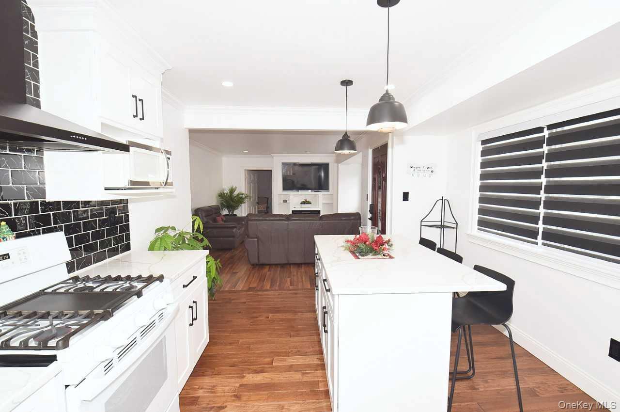 #9 photo, 50 Croley Street, Huntington , NY 11743