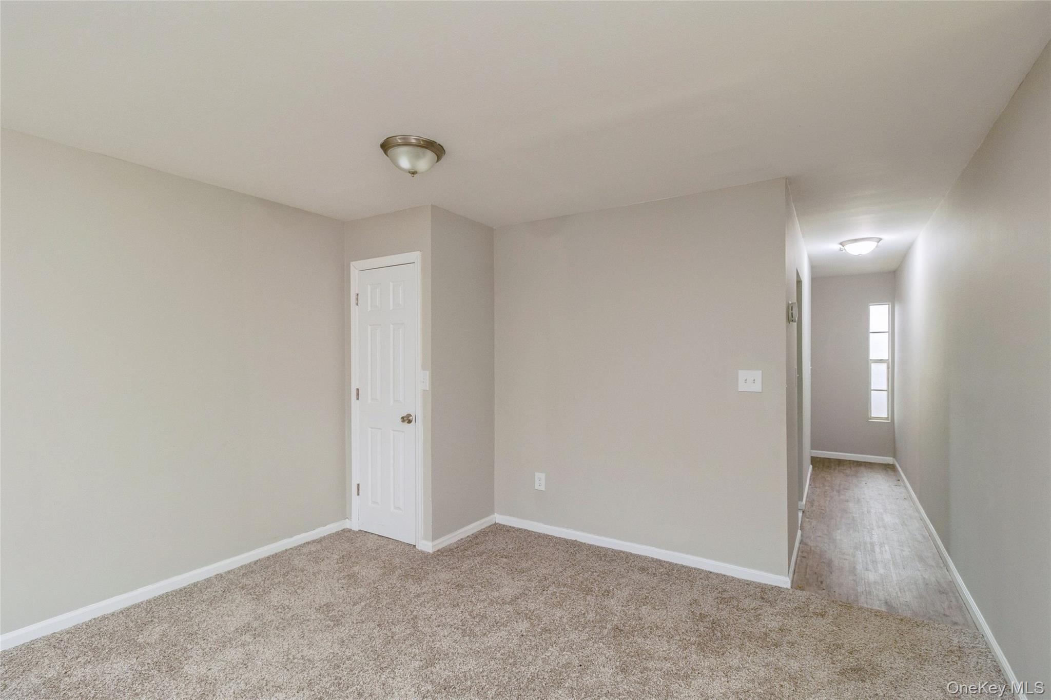 #12 photo, 655 Middle Country Road, Coram , NY 11727